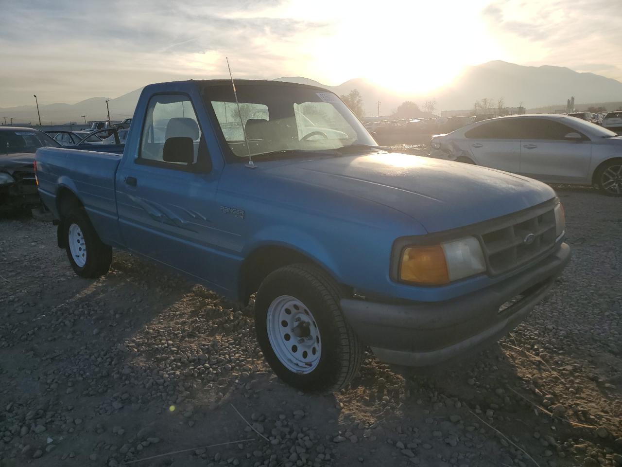1993 Ford Ranger Blue vin: 1FTCR10A1PUB82084