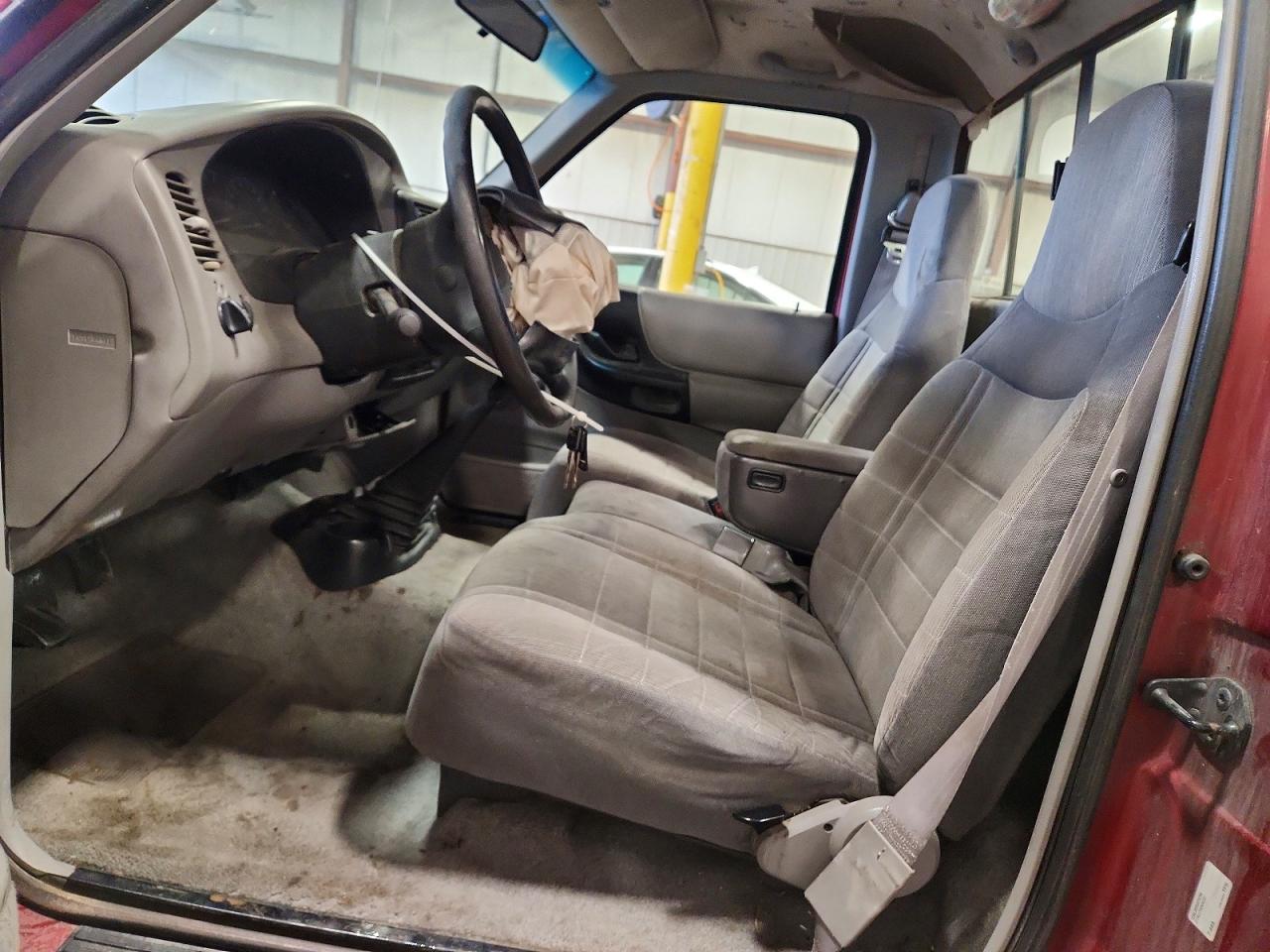 1997 Ford Ranger Red vin: 1FTCR10A1VPA06650