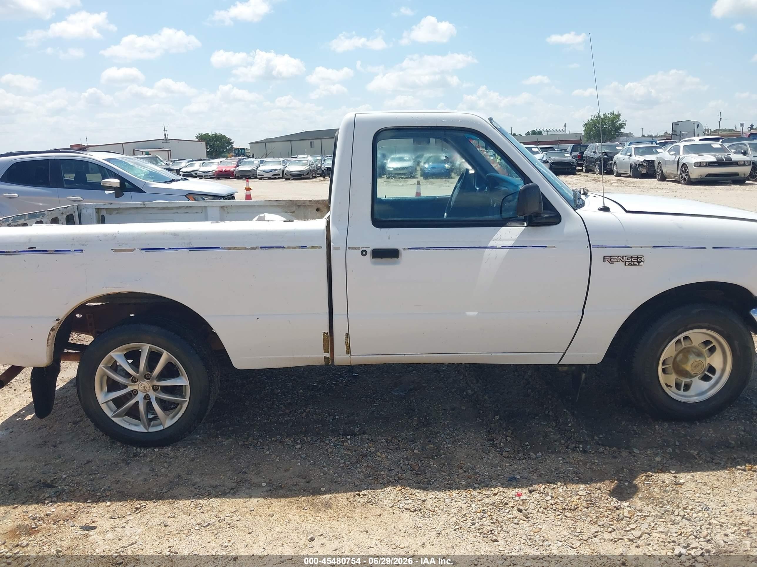 1997 Ford Ranger Splash/xlt White vin: 1FTCR10A1VUA67286