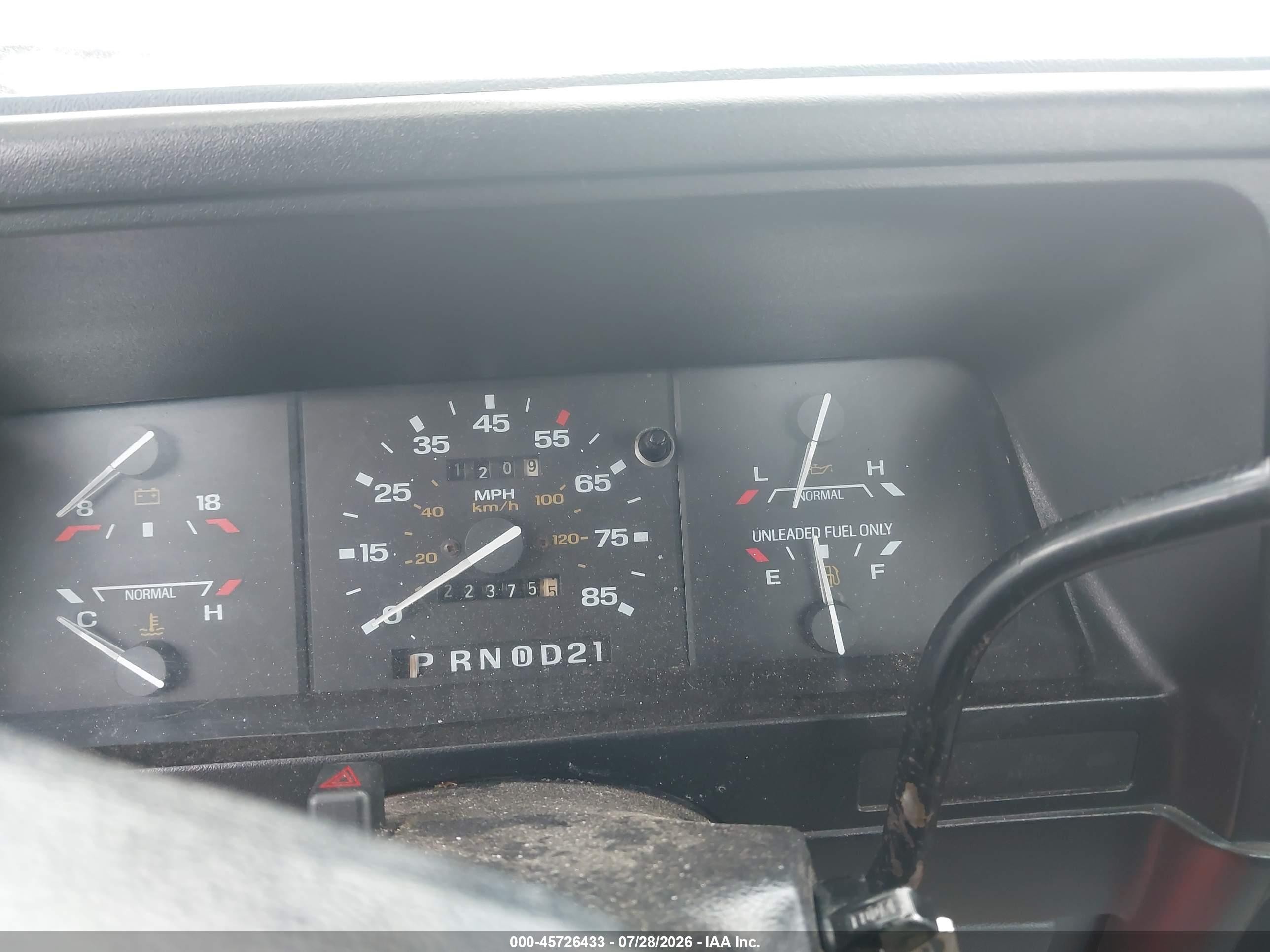 1990 Ford Ranger   White vin: 1FTCR10A2LUB80516