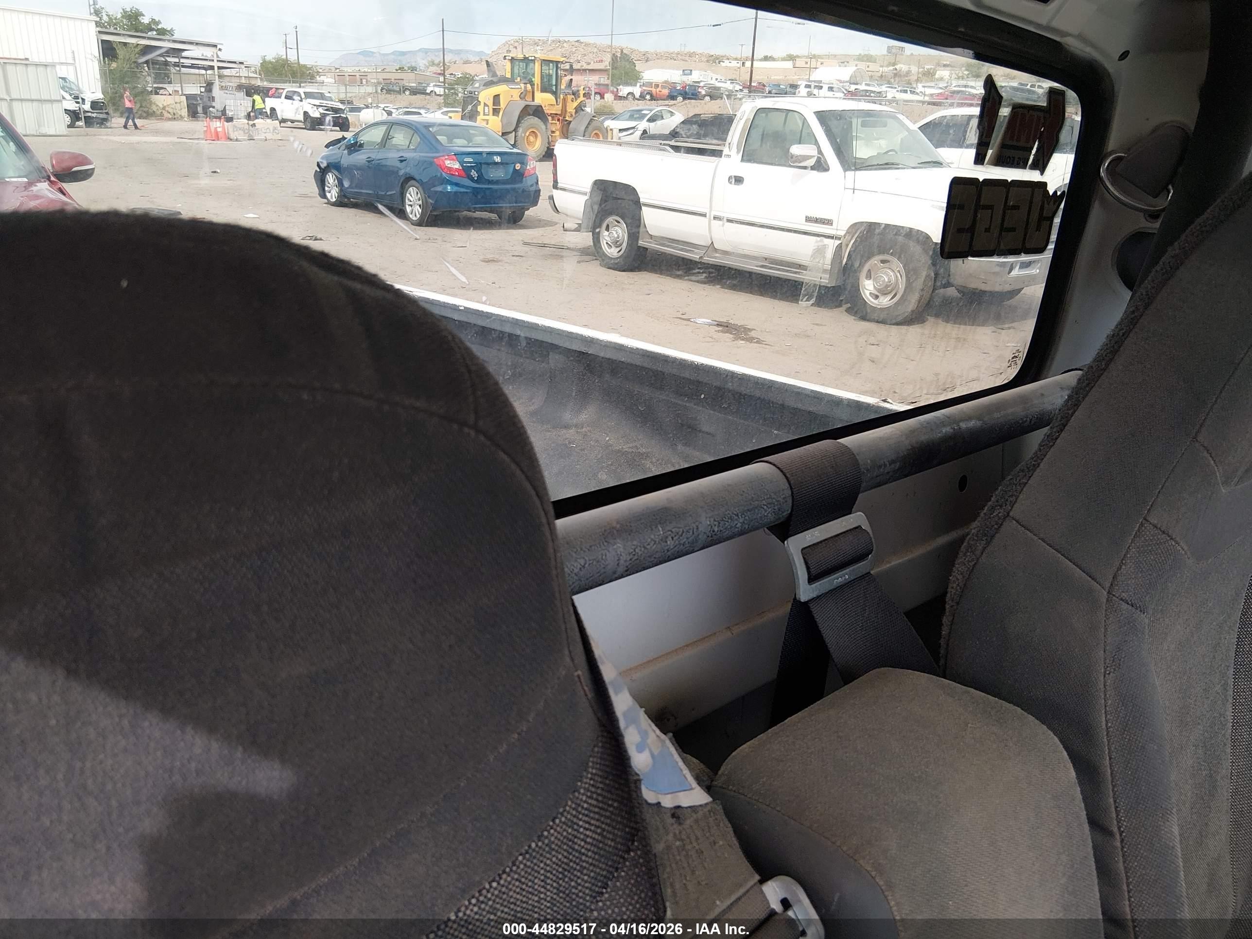 1993 Ford Ranger   White vin: 1FTCR10A2PUA28550