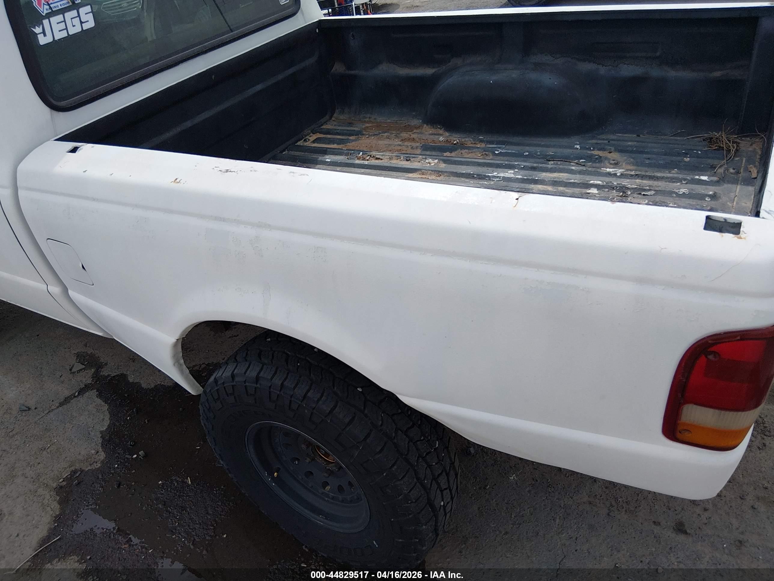 1993 Ford Ranger   White vin: 1FTCR10A2PUA28550