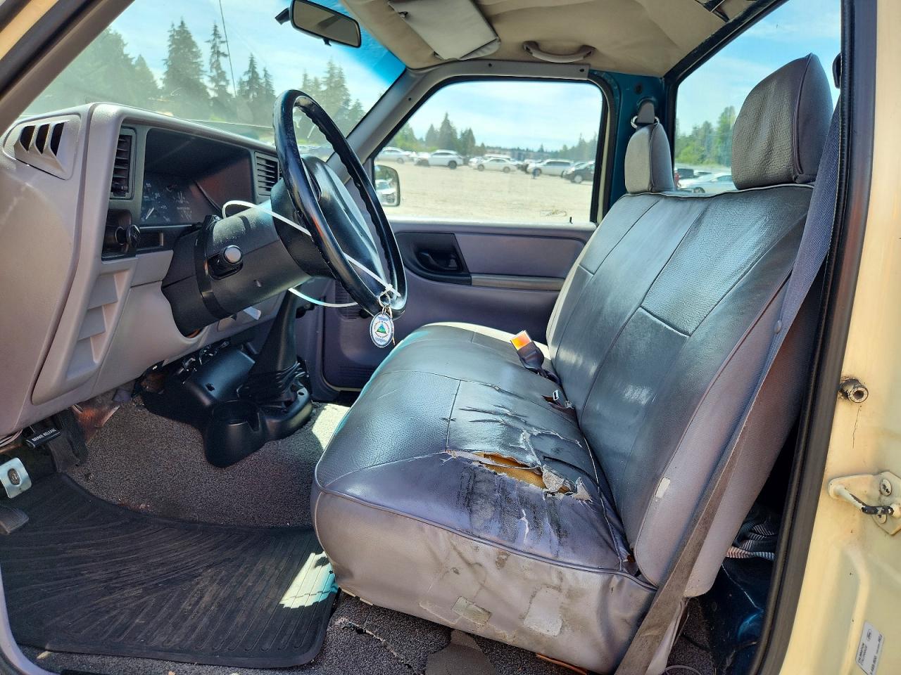 1993 Ford Ranger White vin: 1FTCR10A2PUC19773