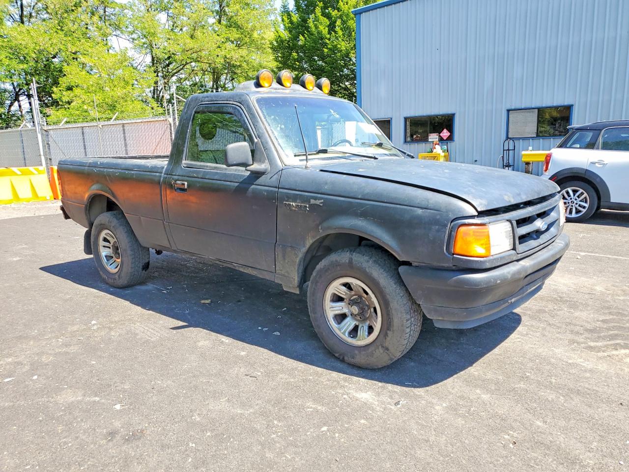 1994 Ford Ranger Black vin: 1FTCR10A2RUE42639