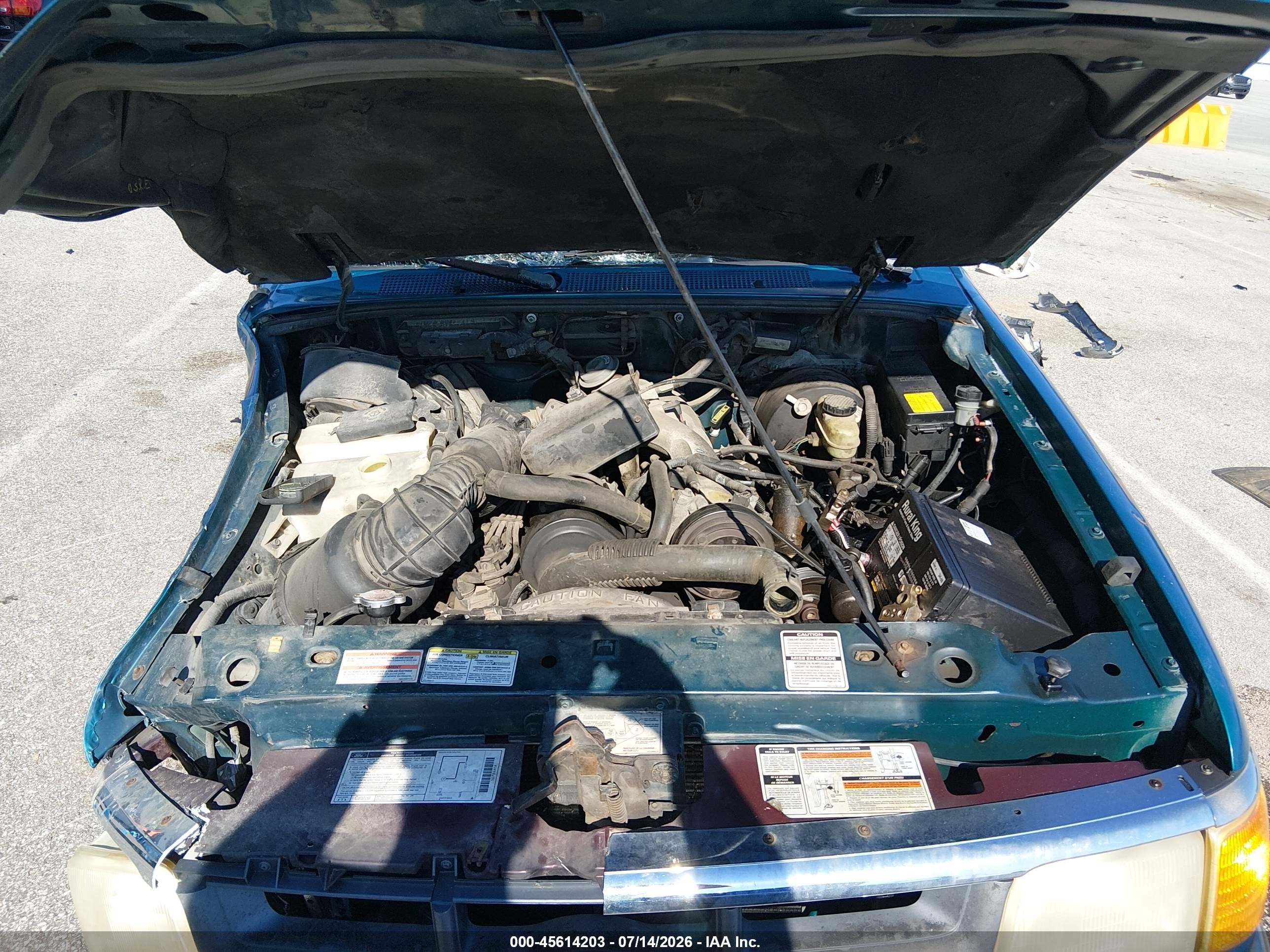 1995 Ford Ranger   Green vin: 1FTCR10A2SUC00049
