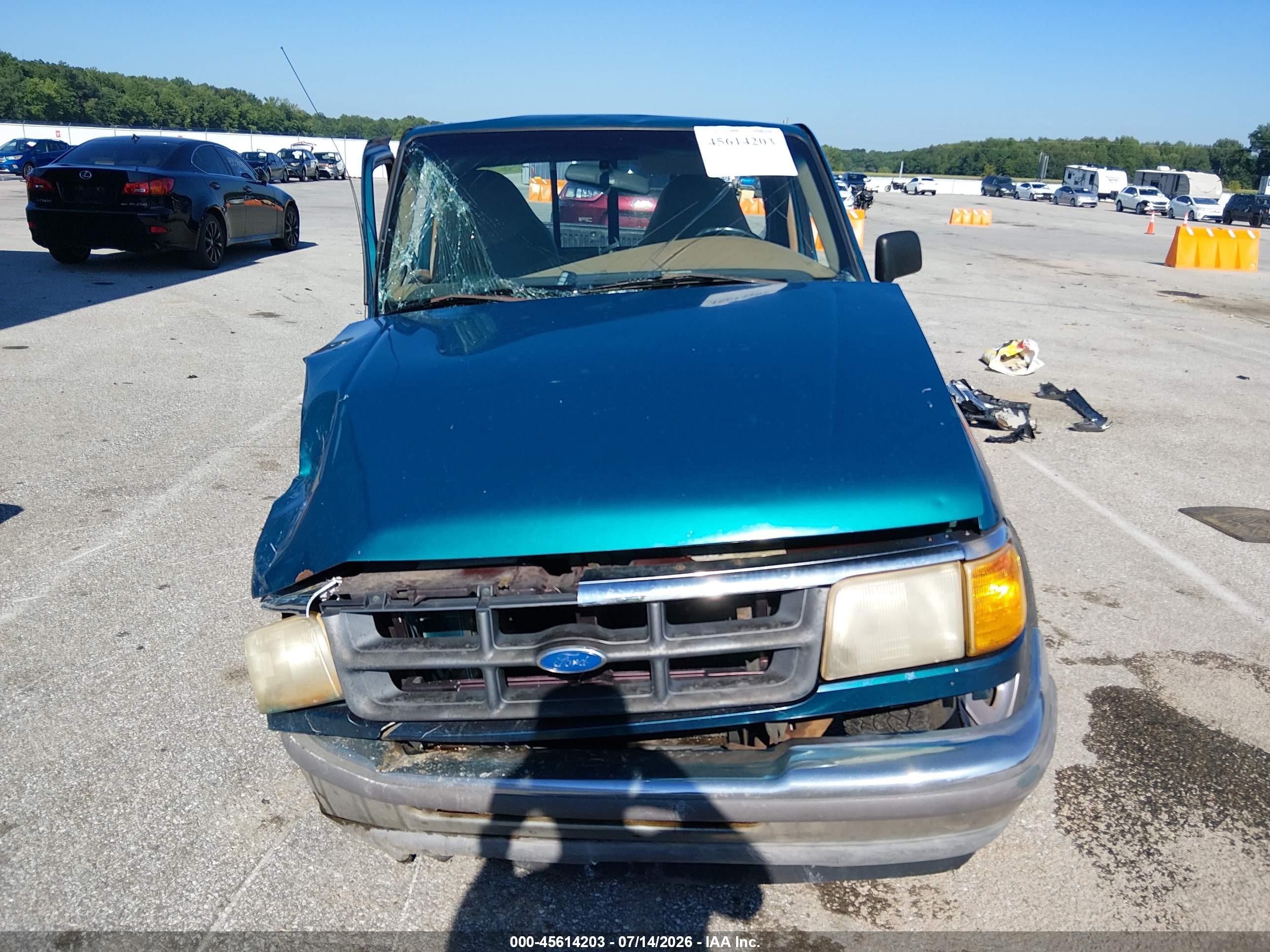 1995 Ford Ranger   Green vin: 1FTCR10A2SUC00049