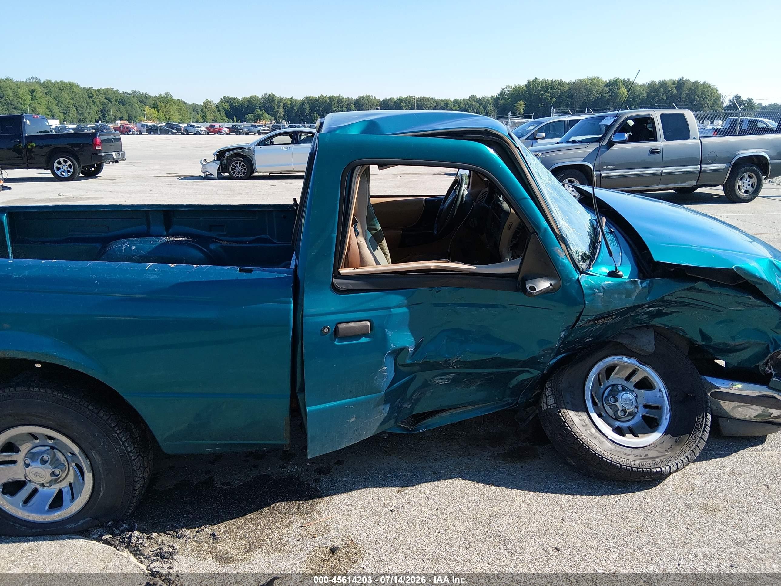 1995 Ford Ranger   Green vin: 1FTCR10A2SUC00049