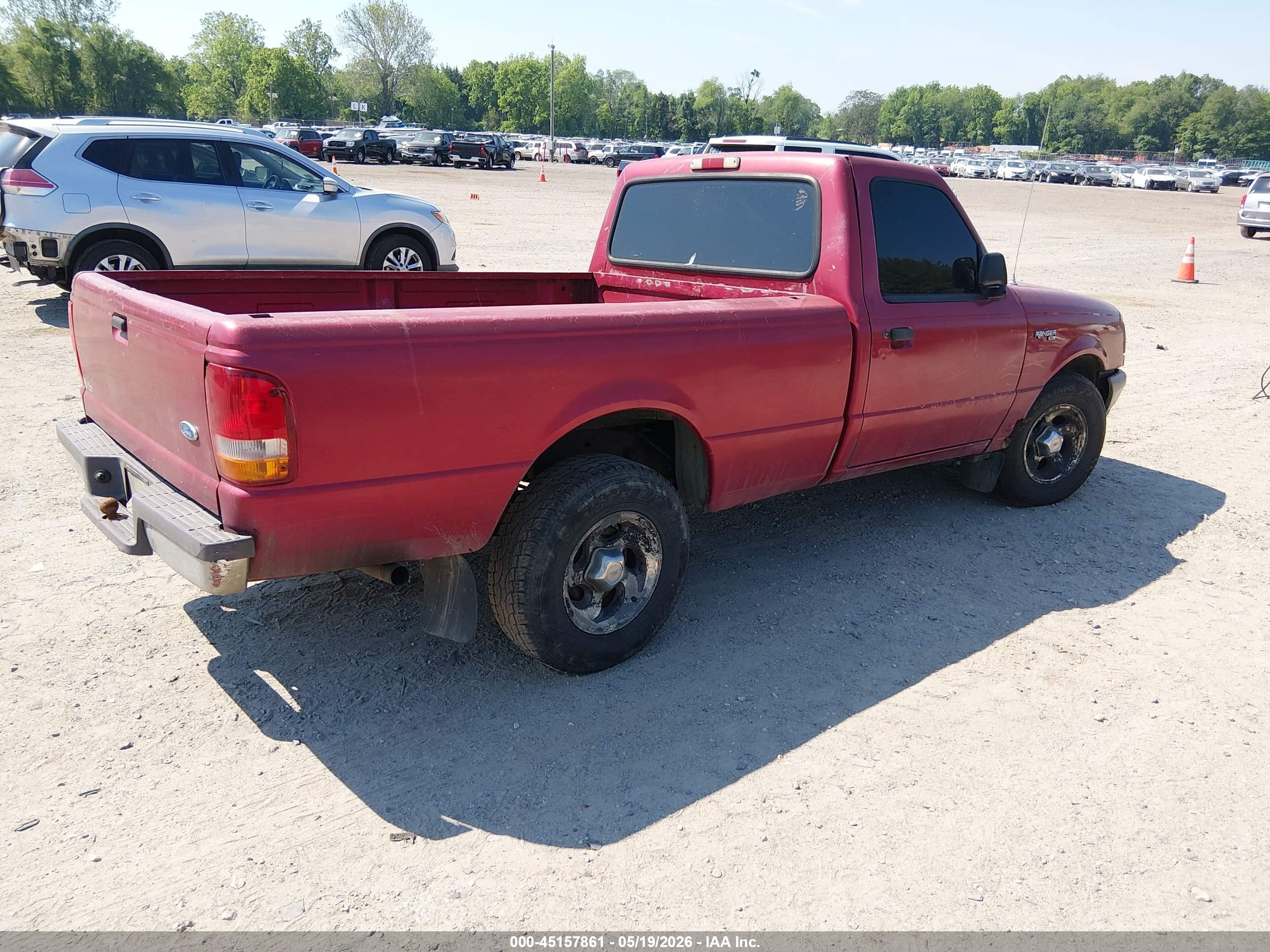 1996 Ford Ranger   Burgundy vin: 1FTCR10A2TTA57076