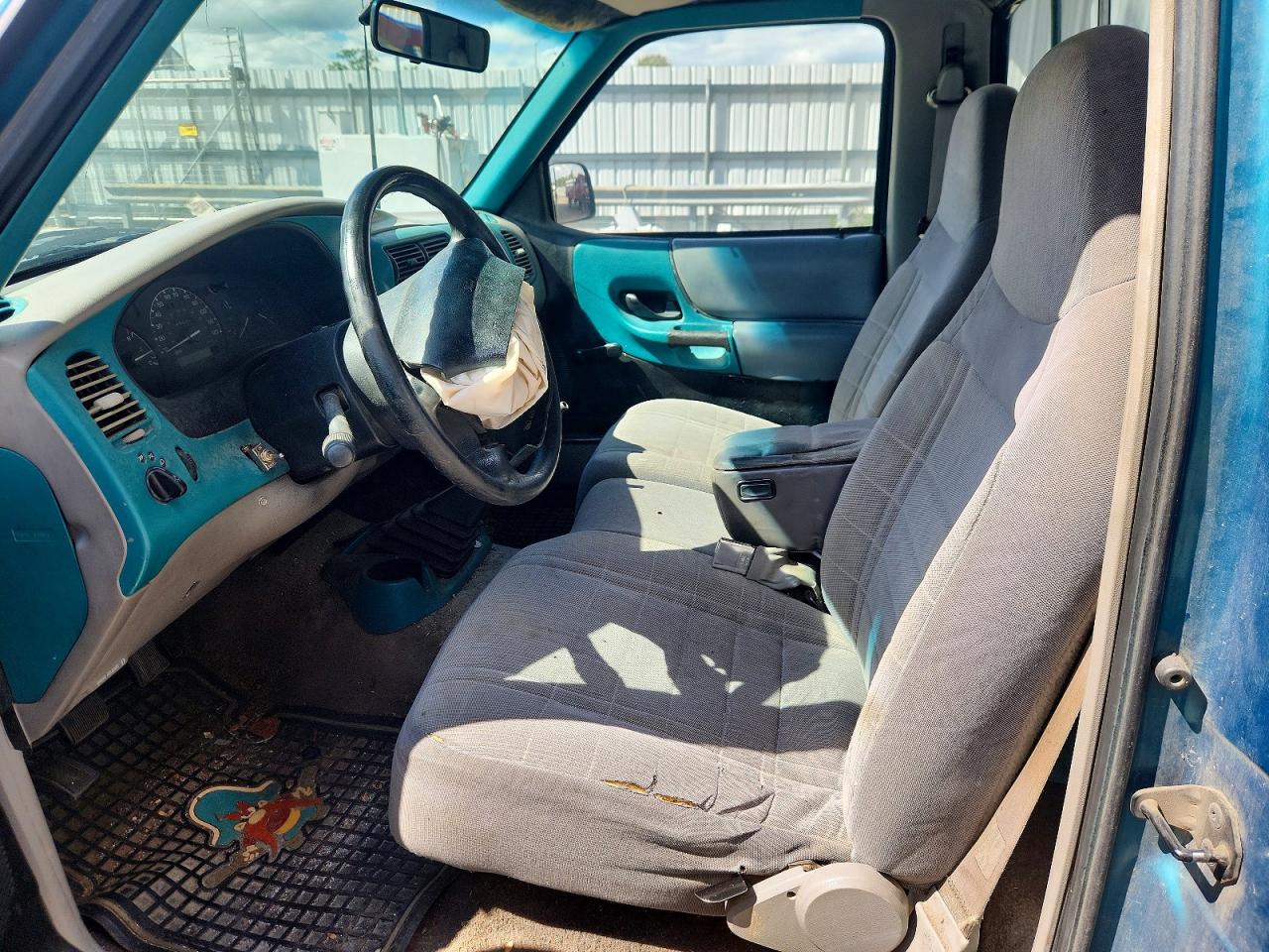 1997 Ford Ranger Teal vin: 1FTCR10A2VUC47621