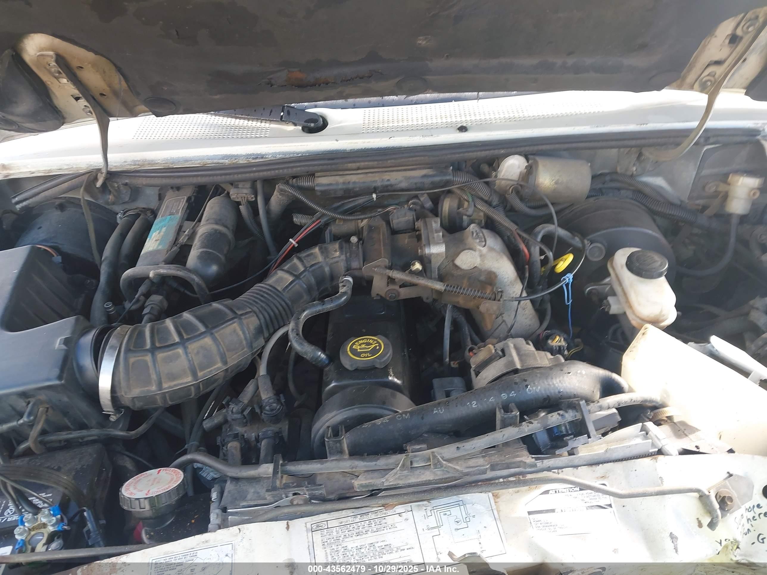 1989 Ford Ranger   Белый vin: 1FTCR10A3KUB81835
