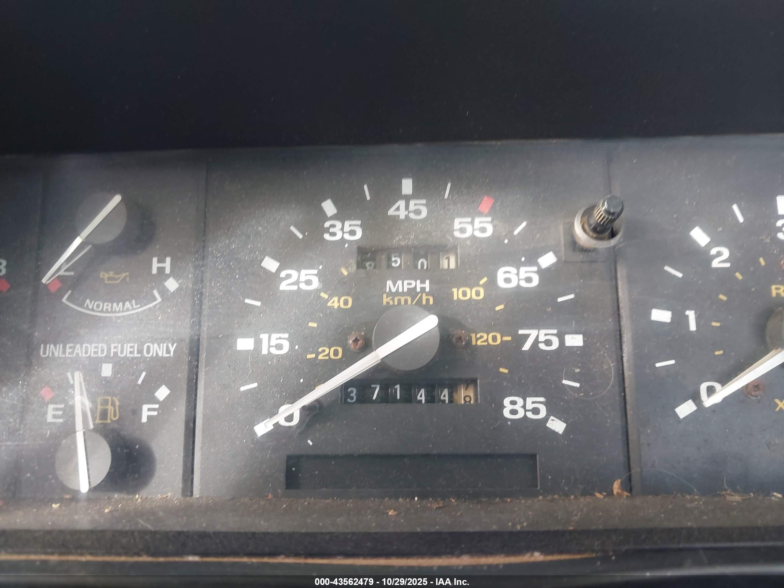 1989 Ford Ranger   Белый vin: 1FTCR10A3KUB81835