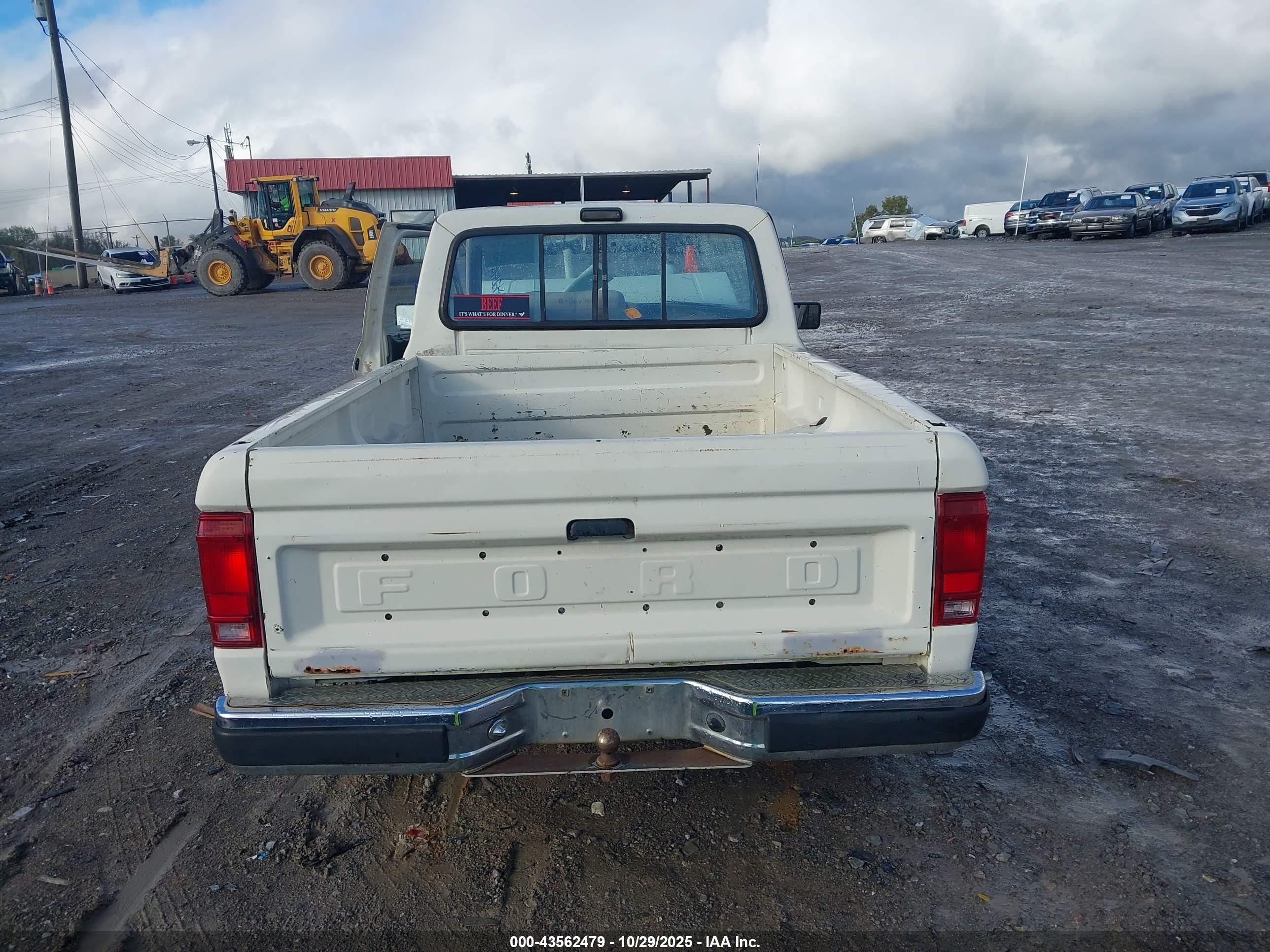 1989 Ford Ranger   Белый vin: 1FTCR10A3KUB81835