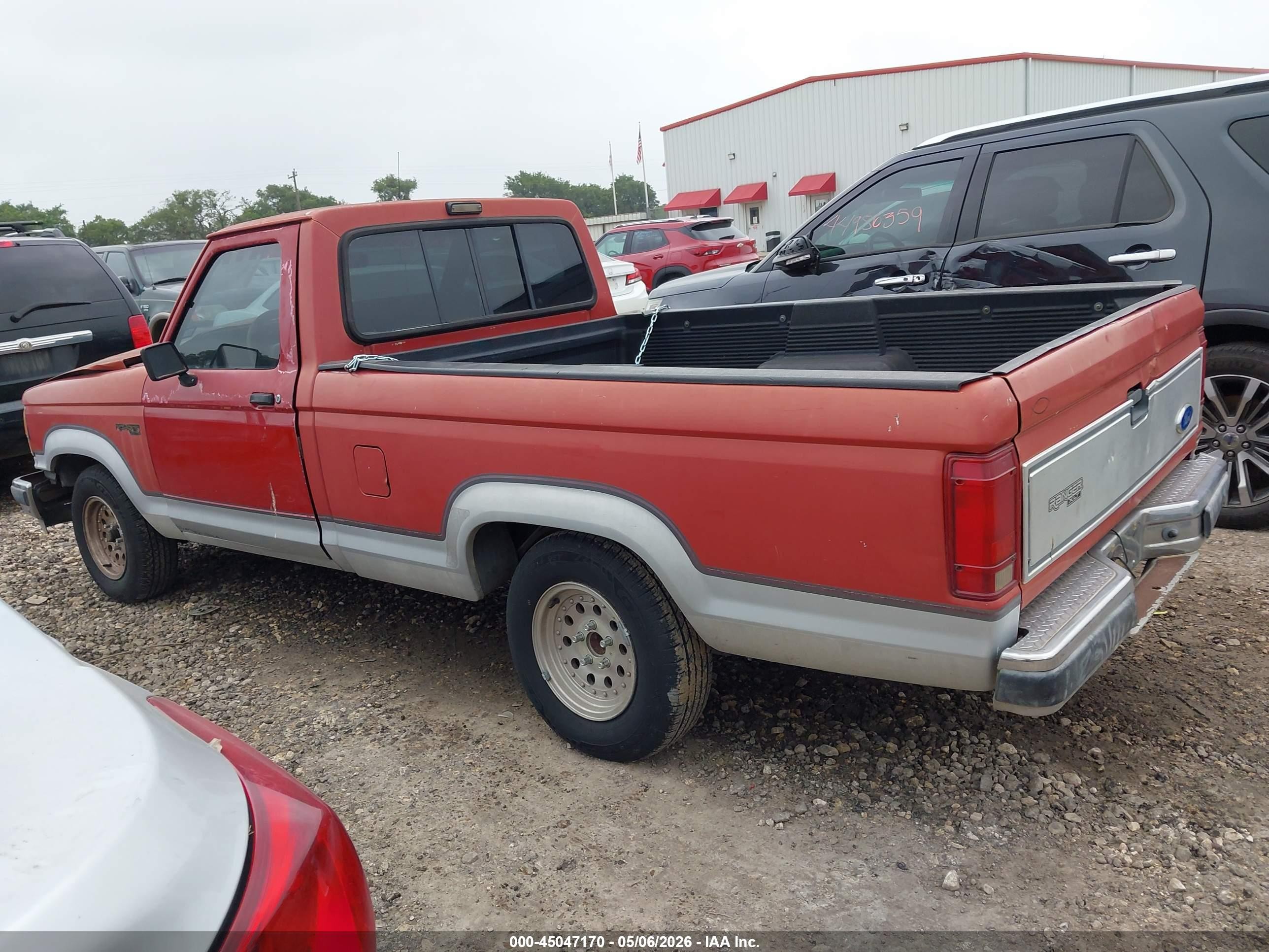 1990 Ford Ranger   Красный vin: 1FTCR10A3LUB98927