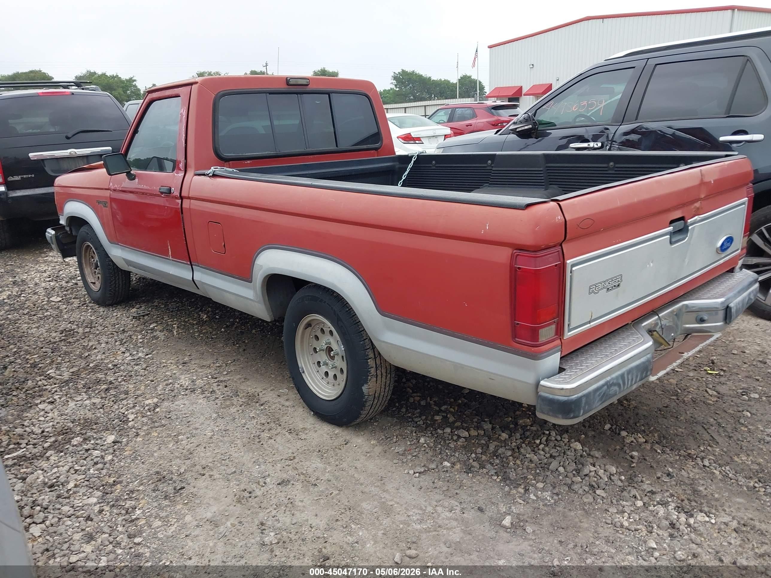 1990 Ford Ranger   Красный vin: 1FTCR10A3LUB98927