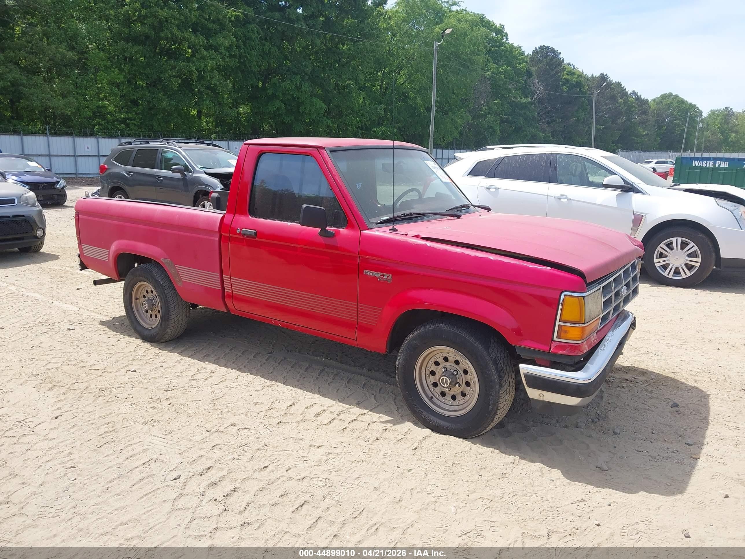1991 Ford Ranger   Red vin: 1FTCR10A3MUE55750