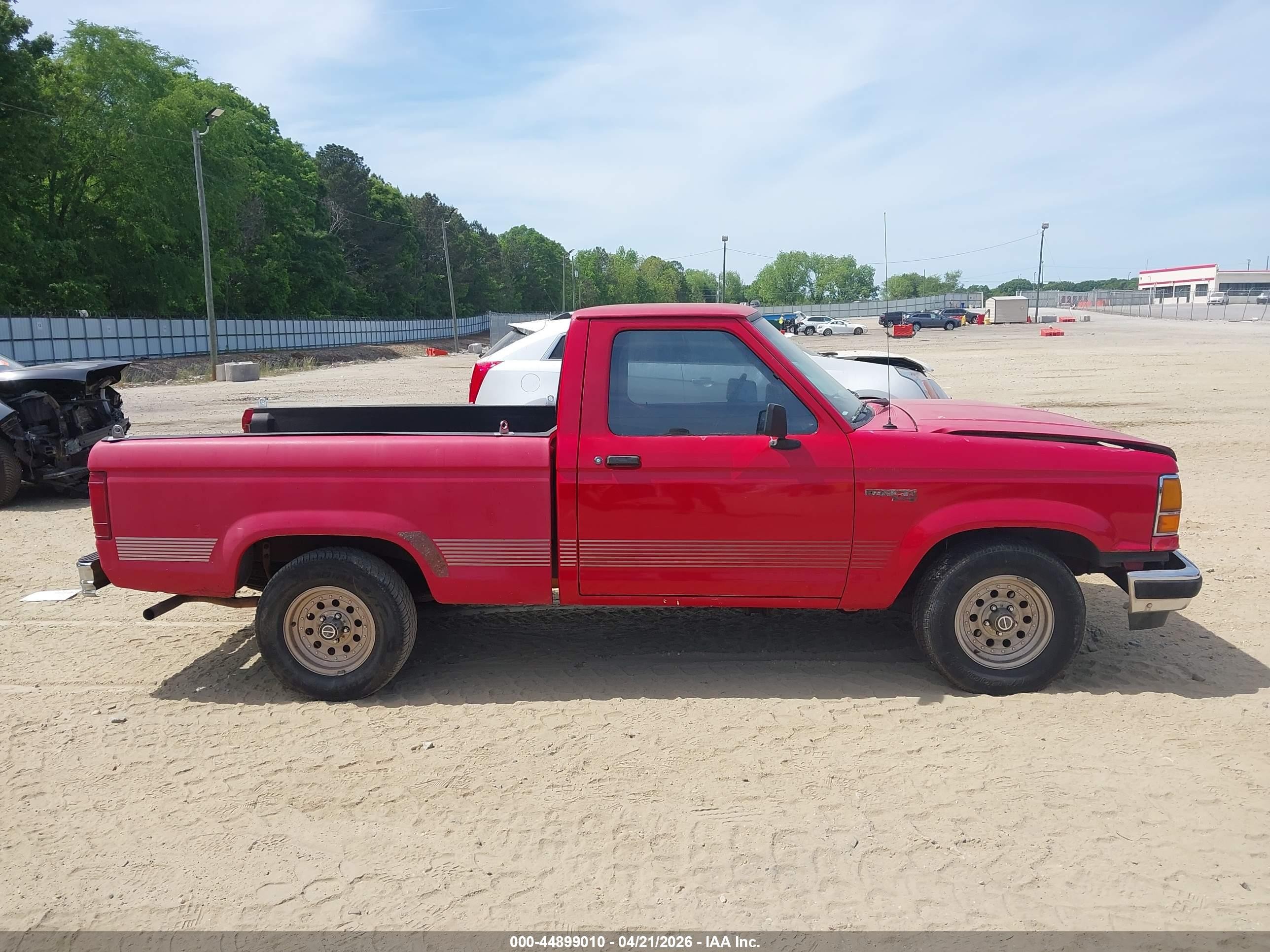 1991 Ford Ranger   Красный vin: 1FTCR10A3MUE55750