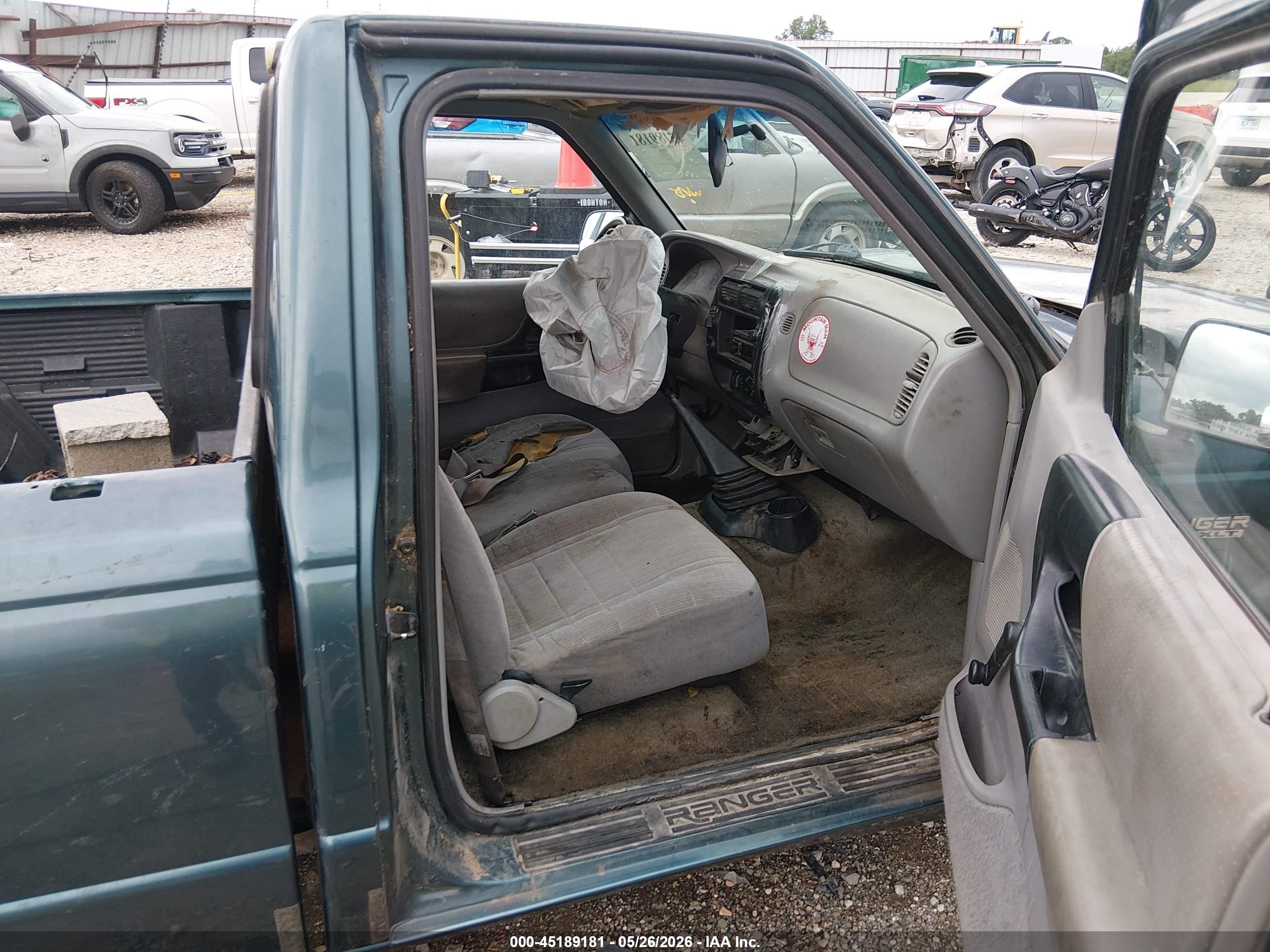 1996 Ford Ranger   Green vin: 1FTCR10A3TUC85288