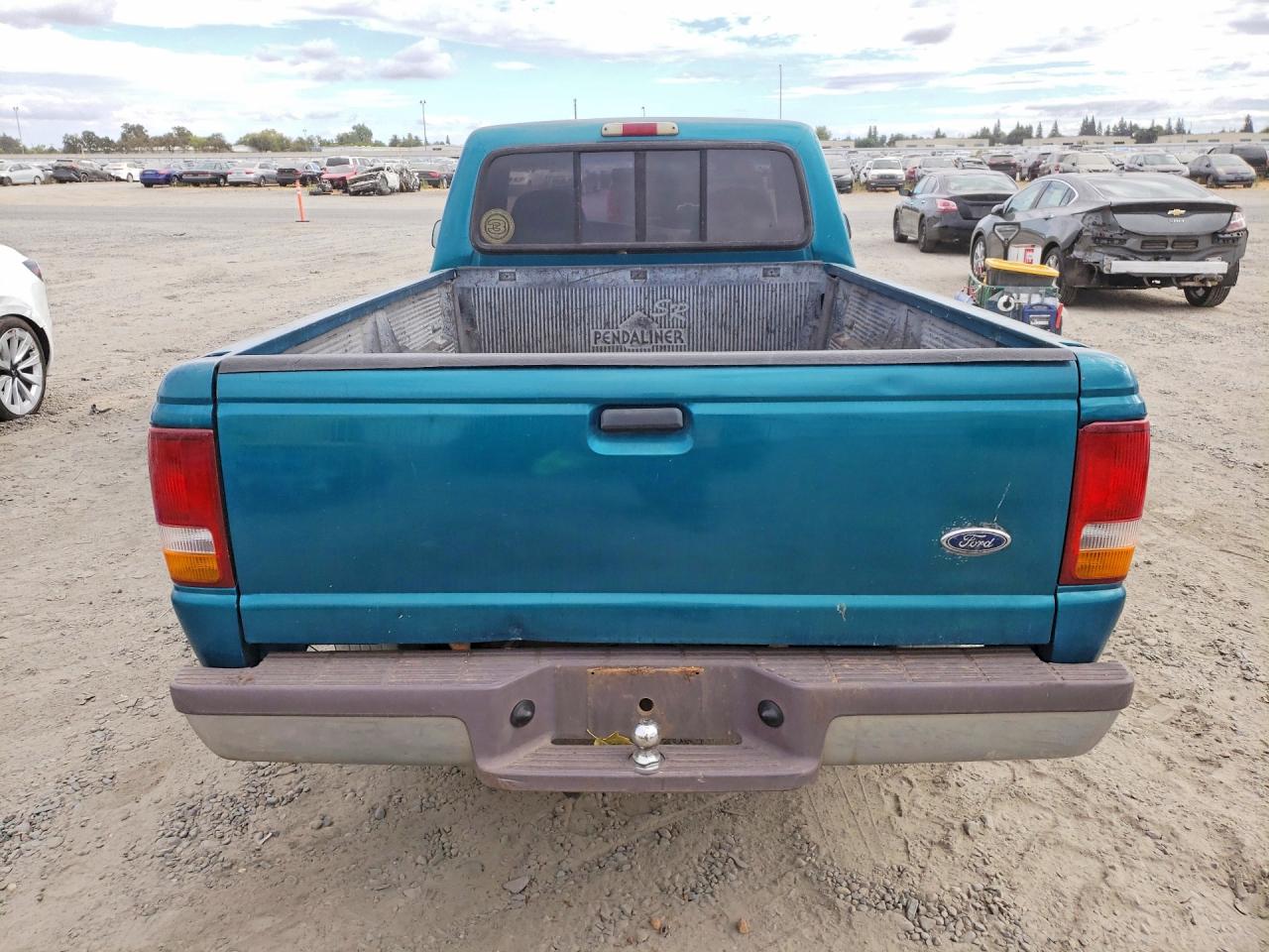 1997 Ford Ranger Teal vin: 1FTCR10A3VUC11548