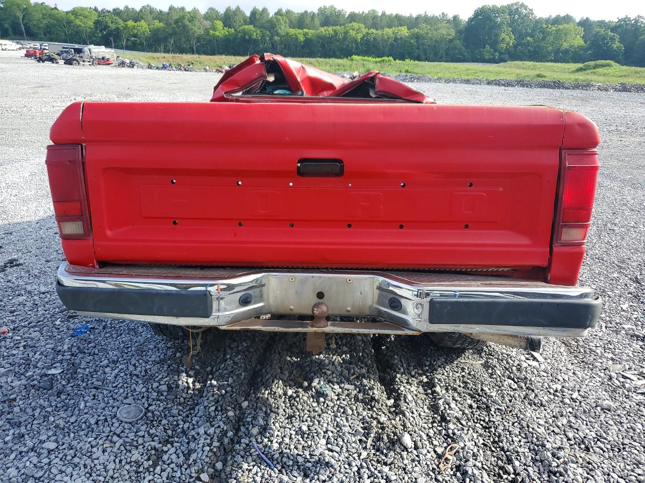 1990 Ford Ranger Red vin: 1FTCR10A4LUA86556