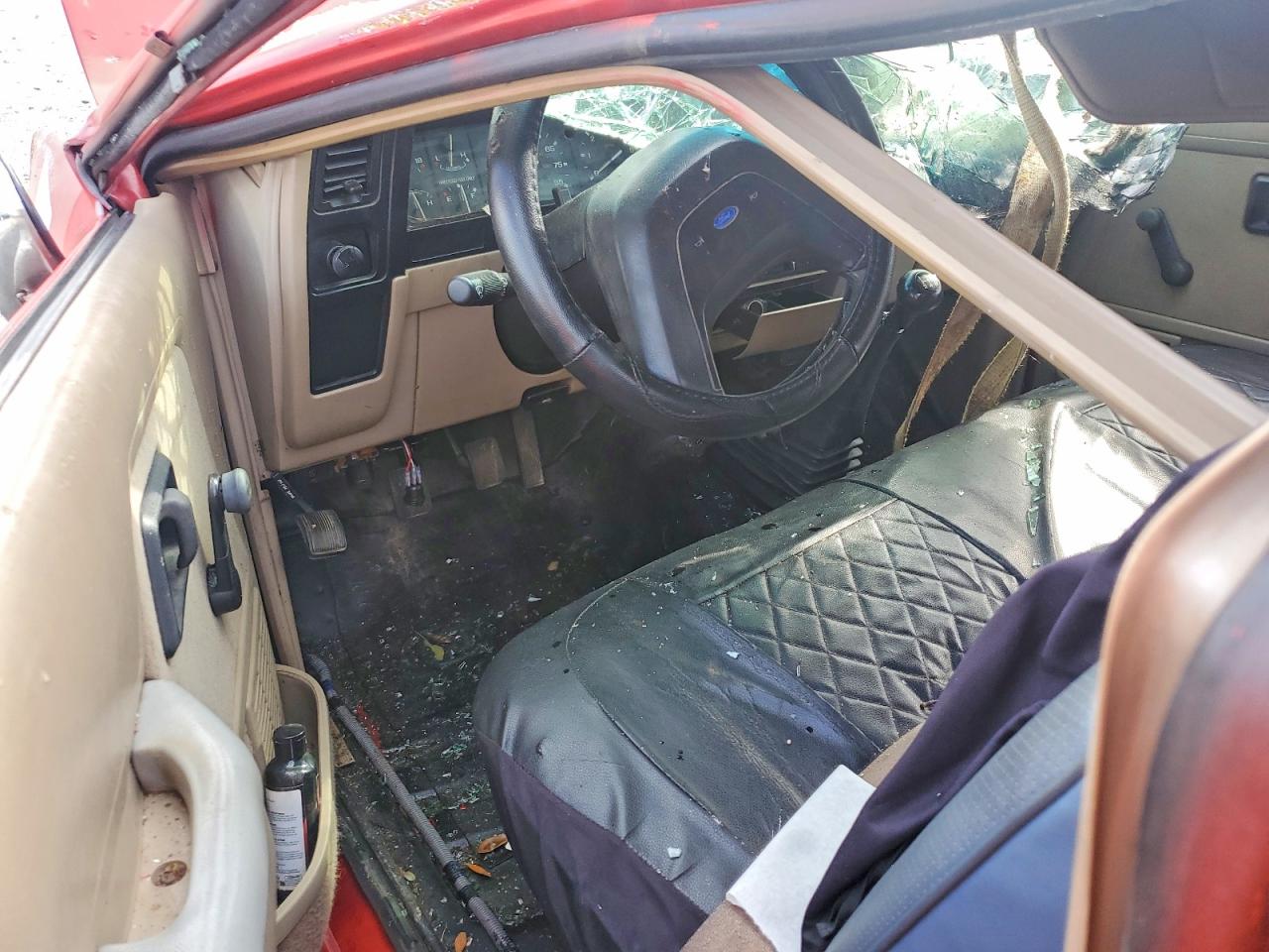 1990 Ford Ranger Red vin: 1FTCR10A4LUA86556