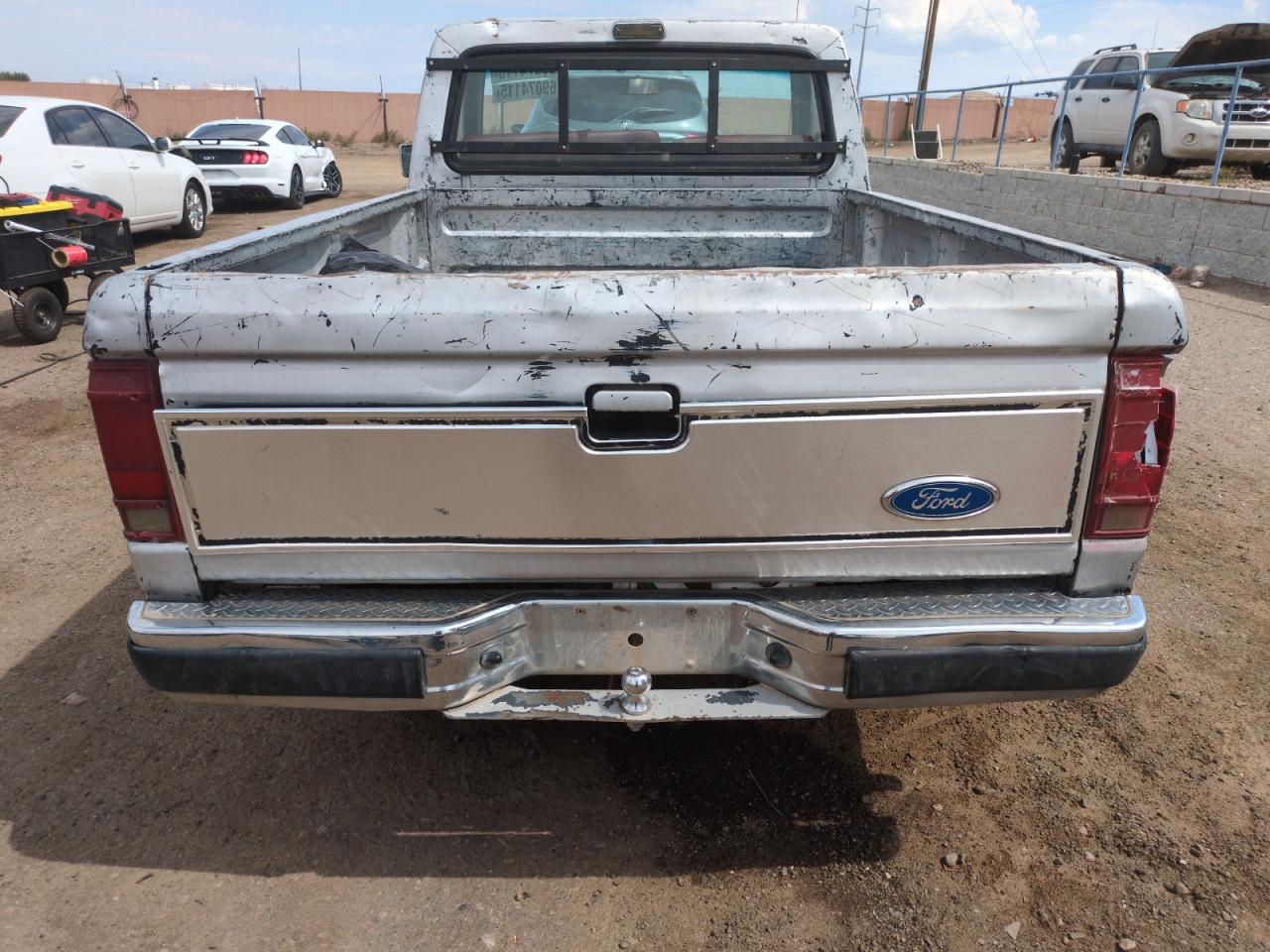 1990 Ford Ranger Серебряный vin: 1FTCR10A4LUC07182