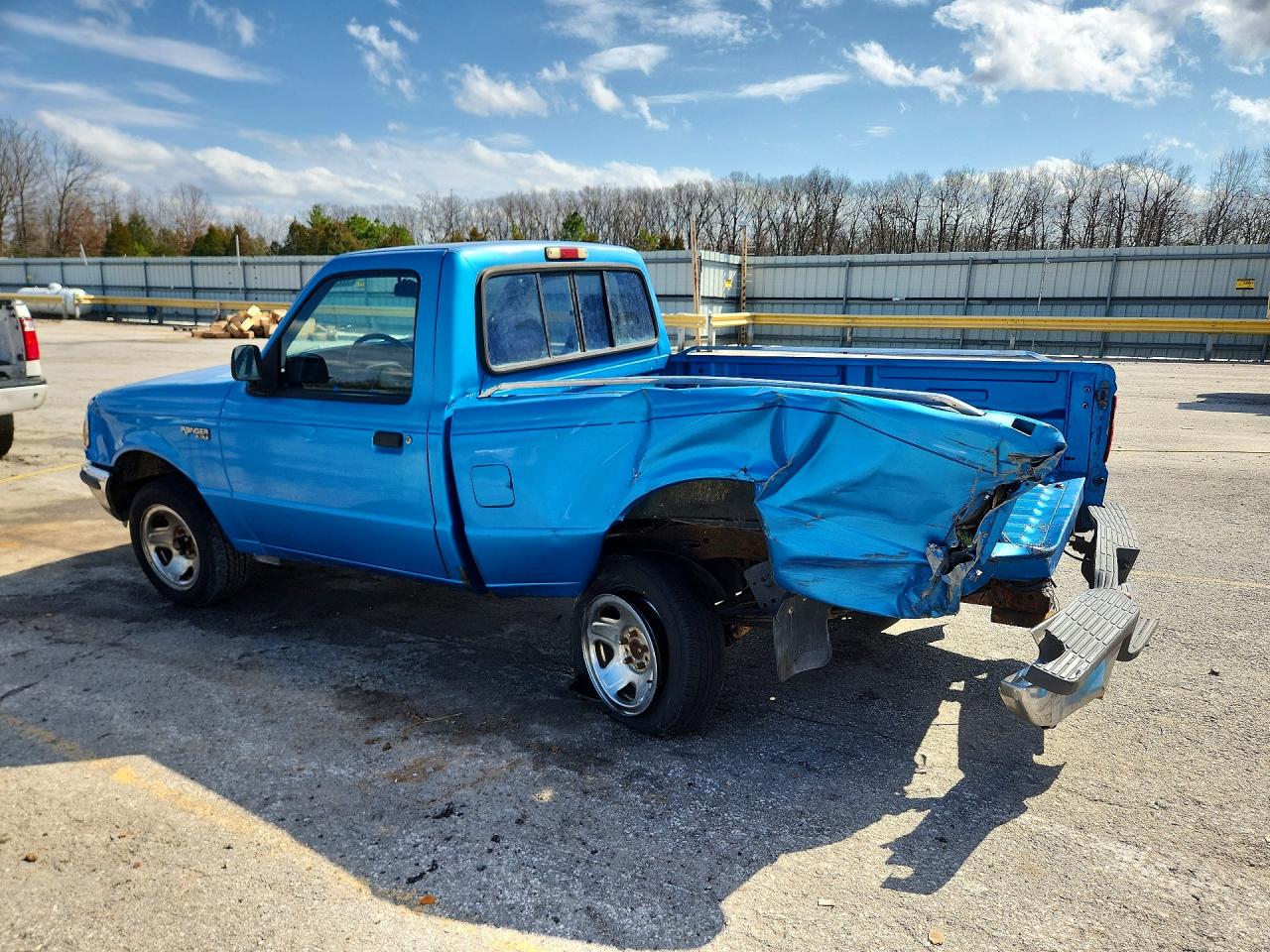 1993 Ford Ranger Blue vin: 1FTCR10A4PUA01009