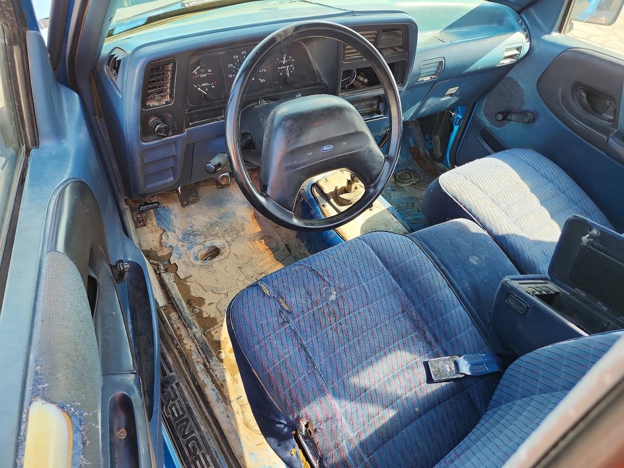 1993 Ford Ranger Blue vin: 1FTCR10A4PUA01009