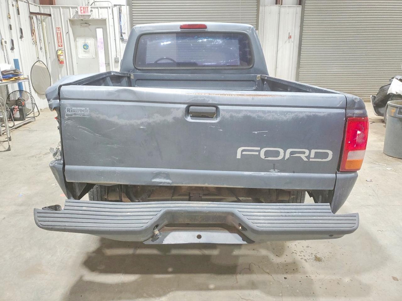 1993 Ford Ranger Gray vin: 1FTCR10A4PUD05800