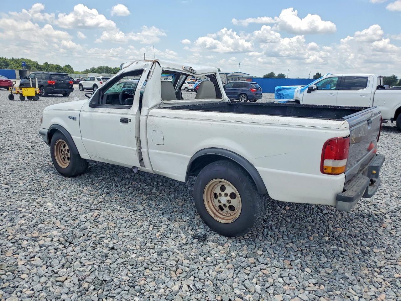 1994 Ford Ranger White vin: 1FTCR10A4RTA56925
