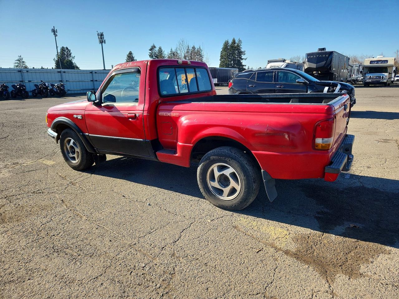 1995 Ford Ranger Red vin: 1FTCR10A4SUB89412