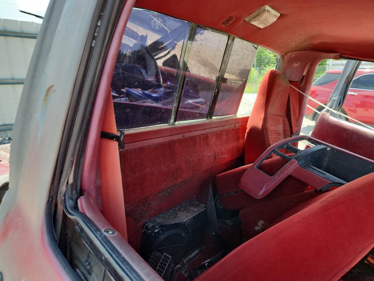1991 Ford Ranger Two Tone vin: 1FTCR10A5MUB48807