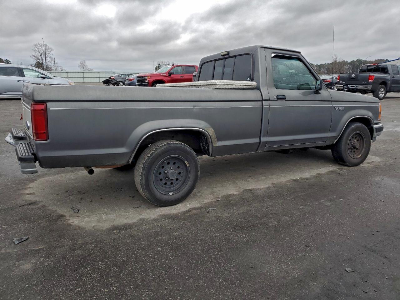 1992 Ford Ranger Серый vin: 1FTCR10A5NTA54109