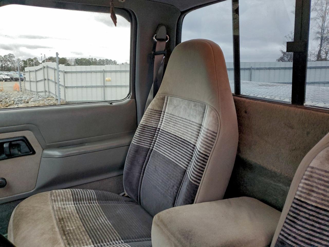1992 Ford Ranger Серый vin: 1FTCR10A5NTA54109