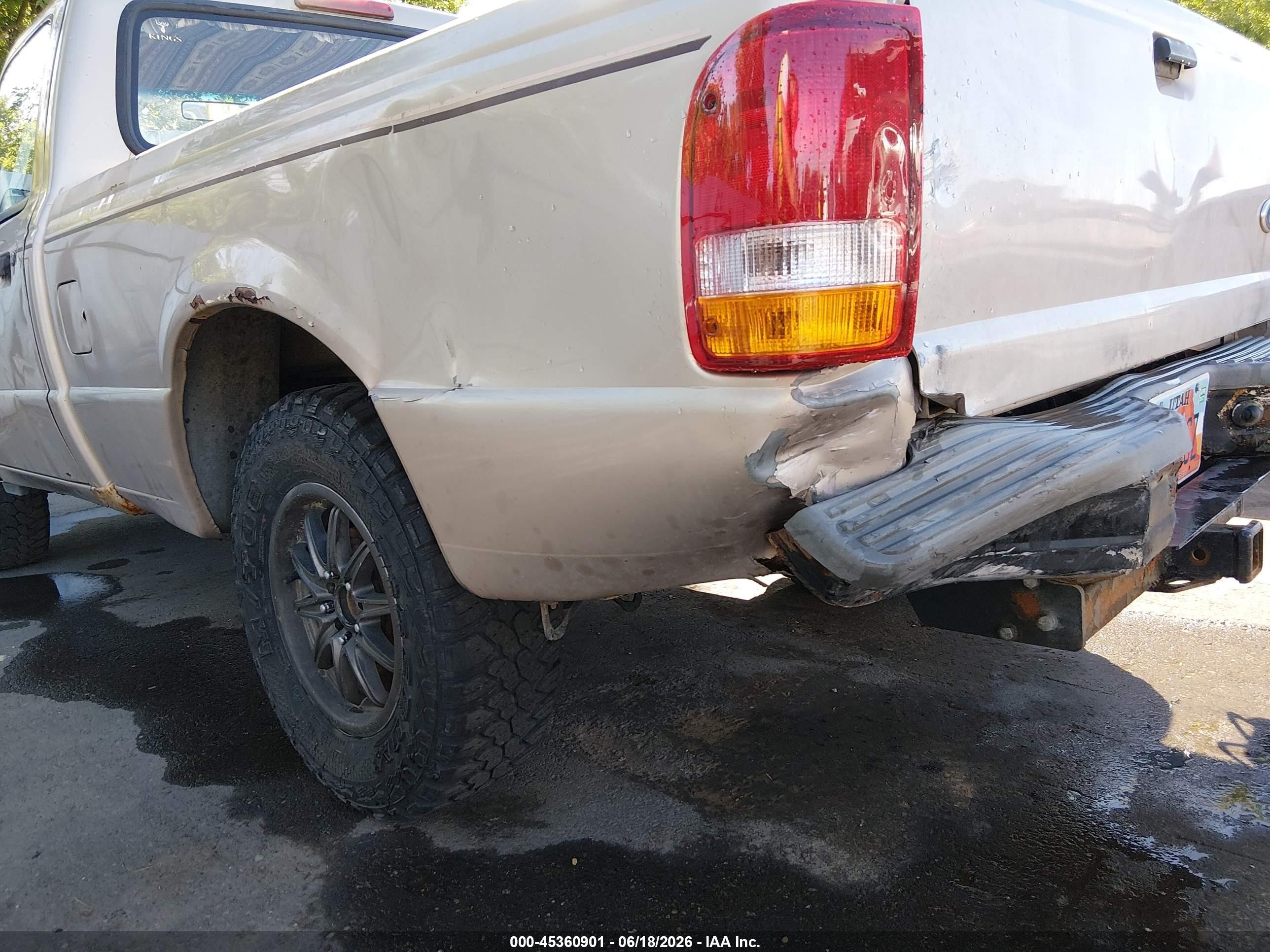 1993 Ford Ranger   Beige vin: 1FTCR10A5PTA33277