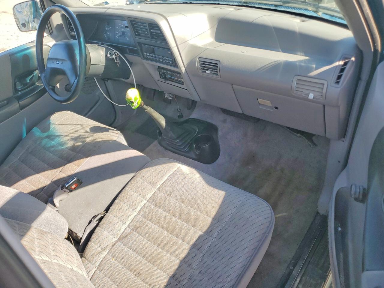 1994 Ford Ranger Green vin: 1FTCR10A5RUA08005