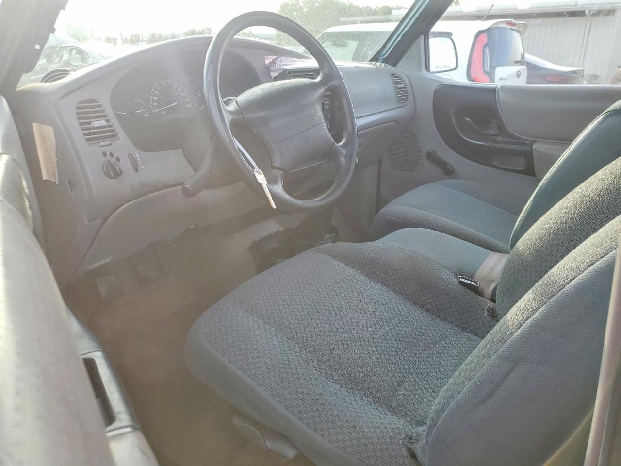 1997 Ford Ranger Teal vin: 1FTCR10A5VPB07402
