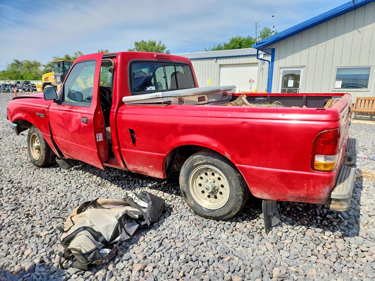 1997 Ford Ranger Красный vin: 1FTCR10A5VUB90055