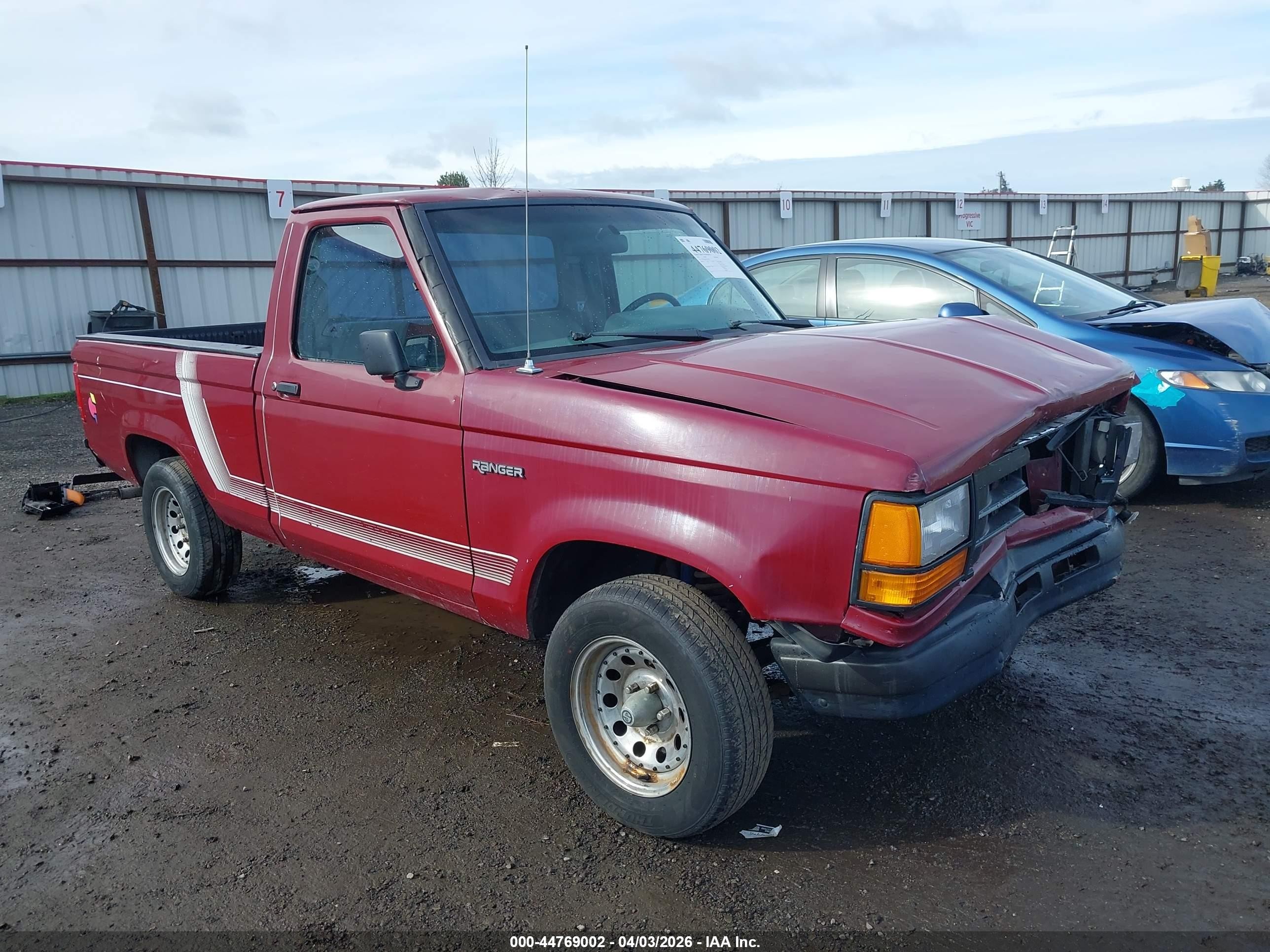 1991 Ford Ranger   Burgundy vin: 1FTCR10A6MUC00817