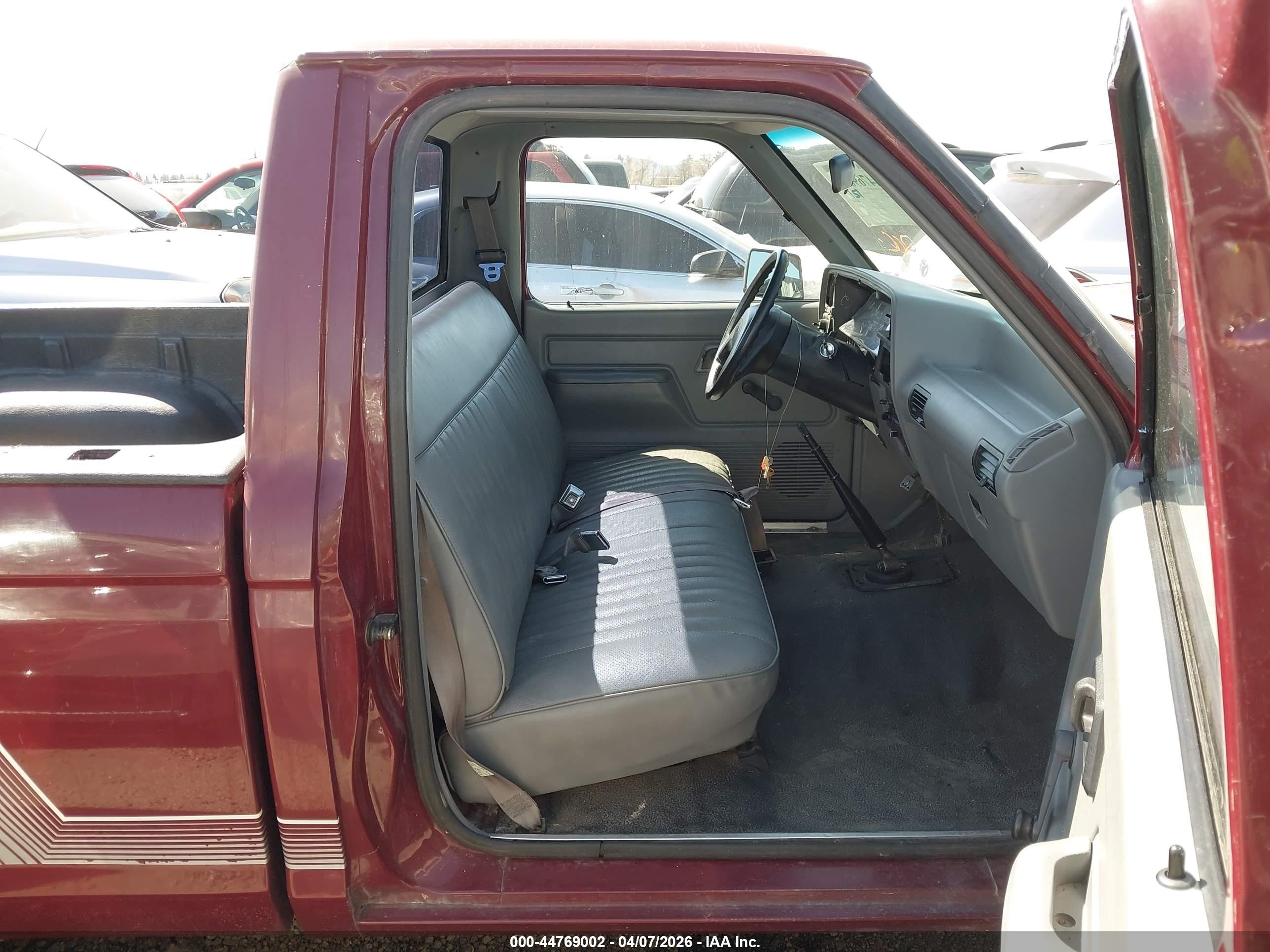 1991 Ford Ranger   Burgundy vin: 1FTCR10A6MUC00817