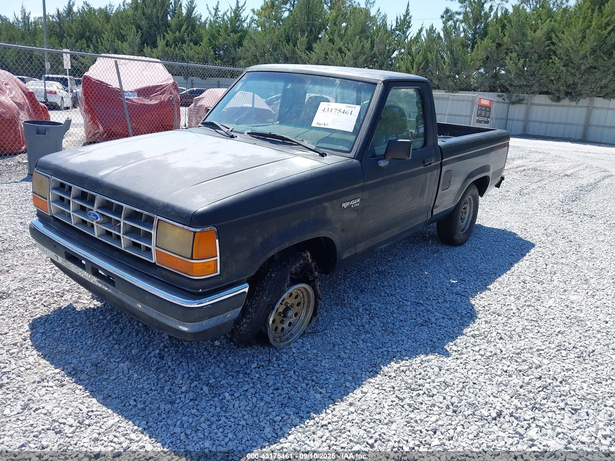 1991 Ford Ranger   Черный vin: 1FTCR10A6MUD12078