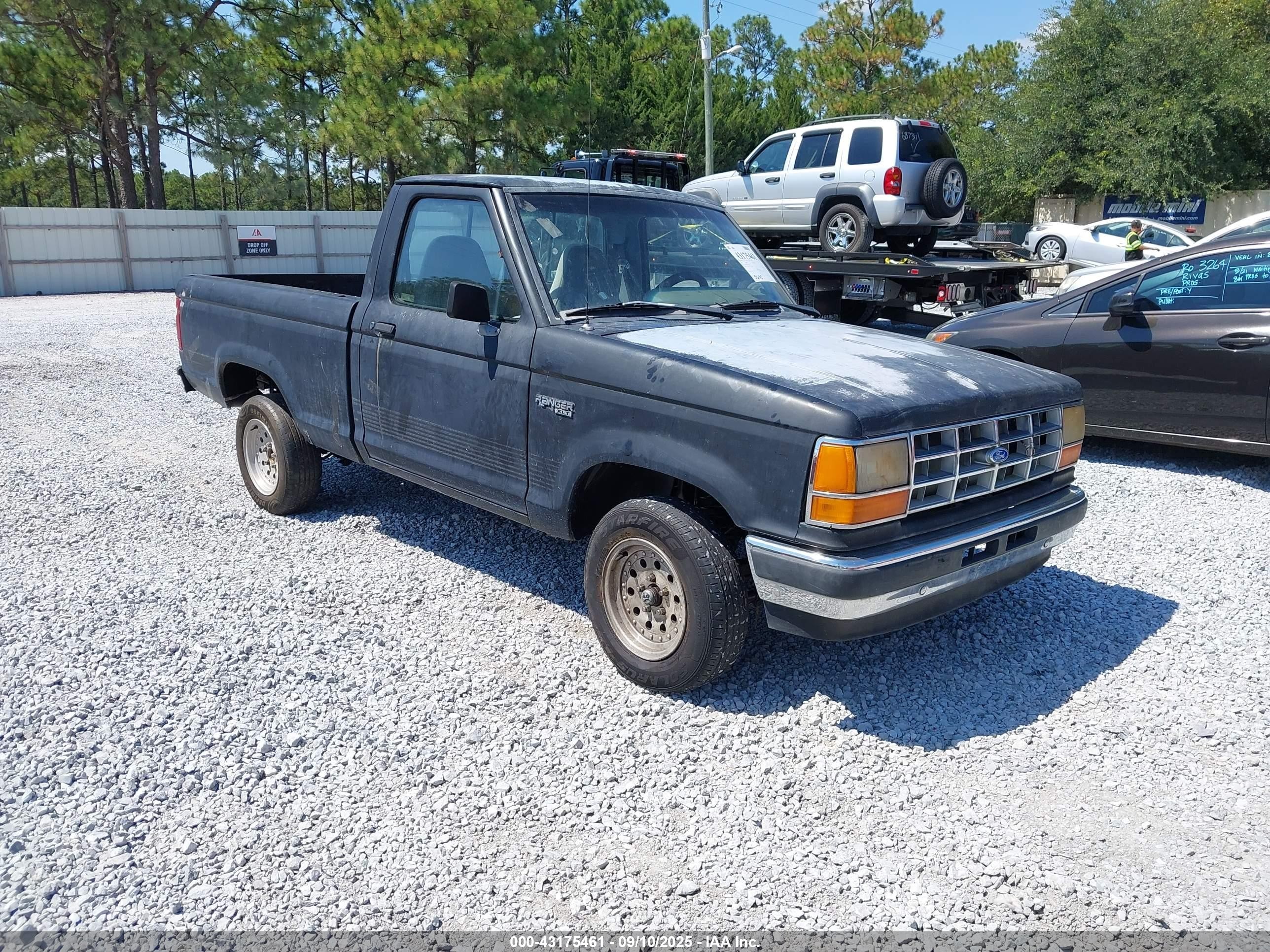 1991 Ford Ranger   Черный vin: 1FTCR10A6MUD12078