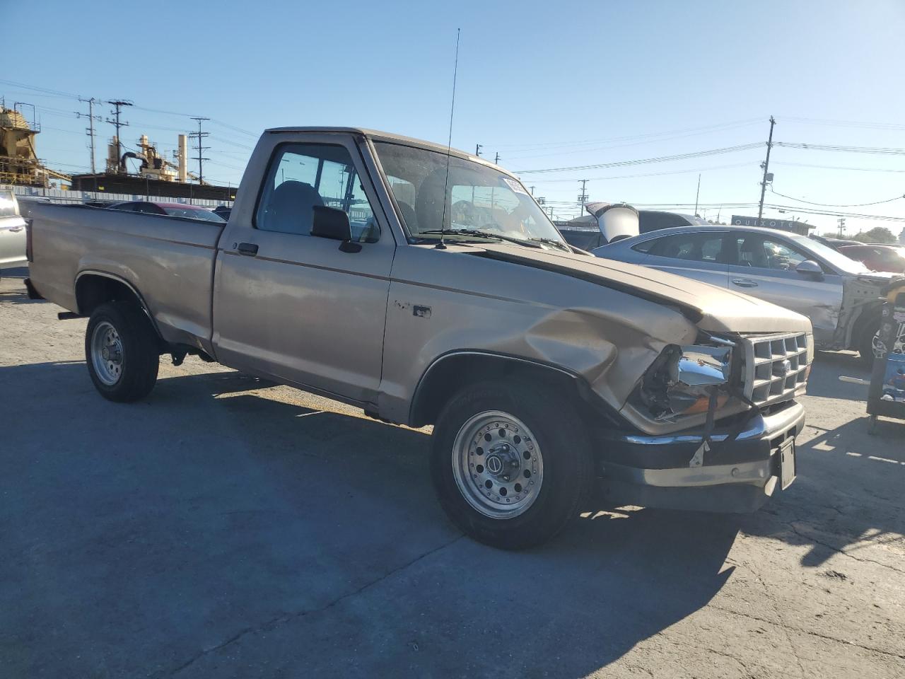 1992 Ford Ranger Tan vin: 1FTCR10A6NTA92819
