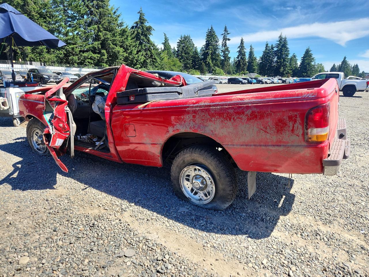 1995 Ford Ranger Red vin: 1FTCR10A6SPA18899