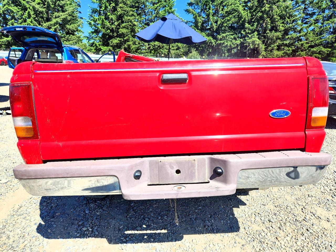 1995 Ford Ranger Red vin: 1FTCR10A6SPA18899