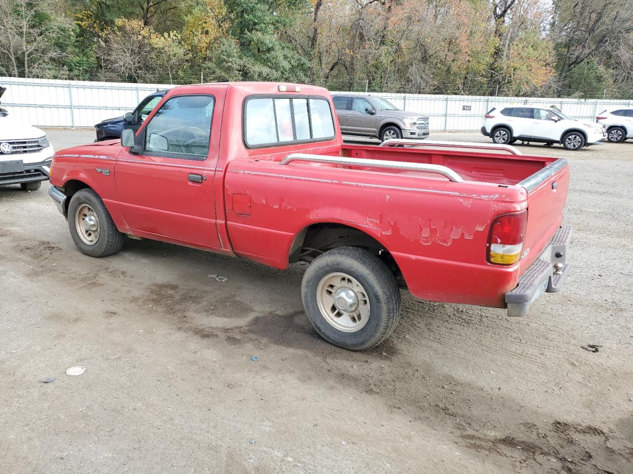 1996 Ford Ranger Red vin: 1FTCR10A6TUB20240