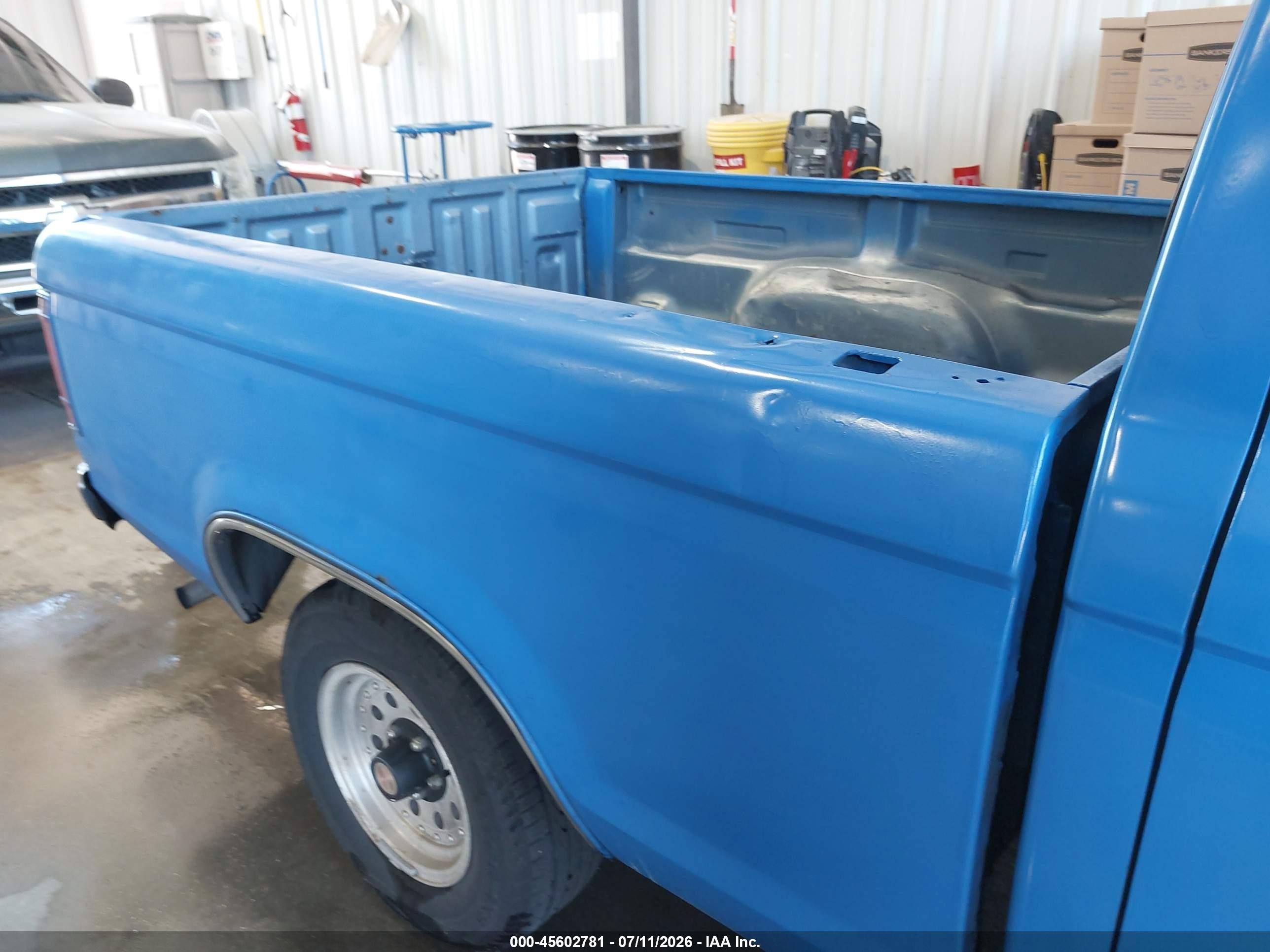 1989 Ford Ranger   Blue vin: 1FTCR10A7KUC67682