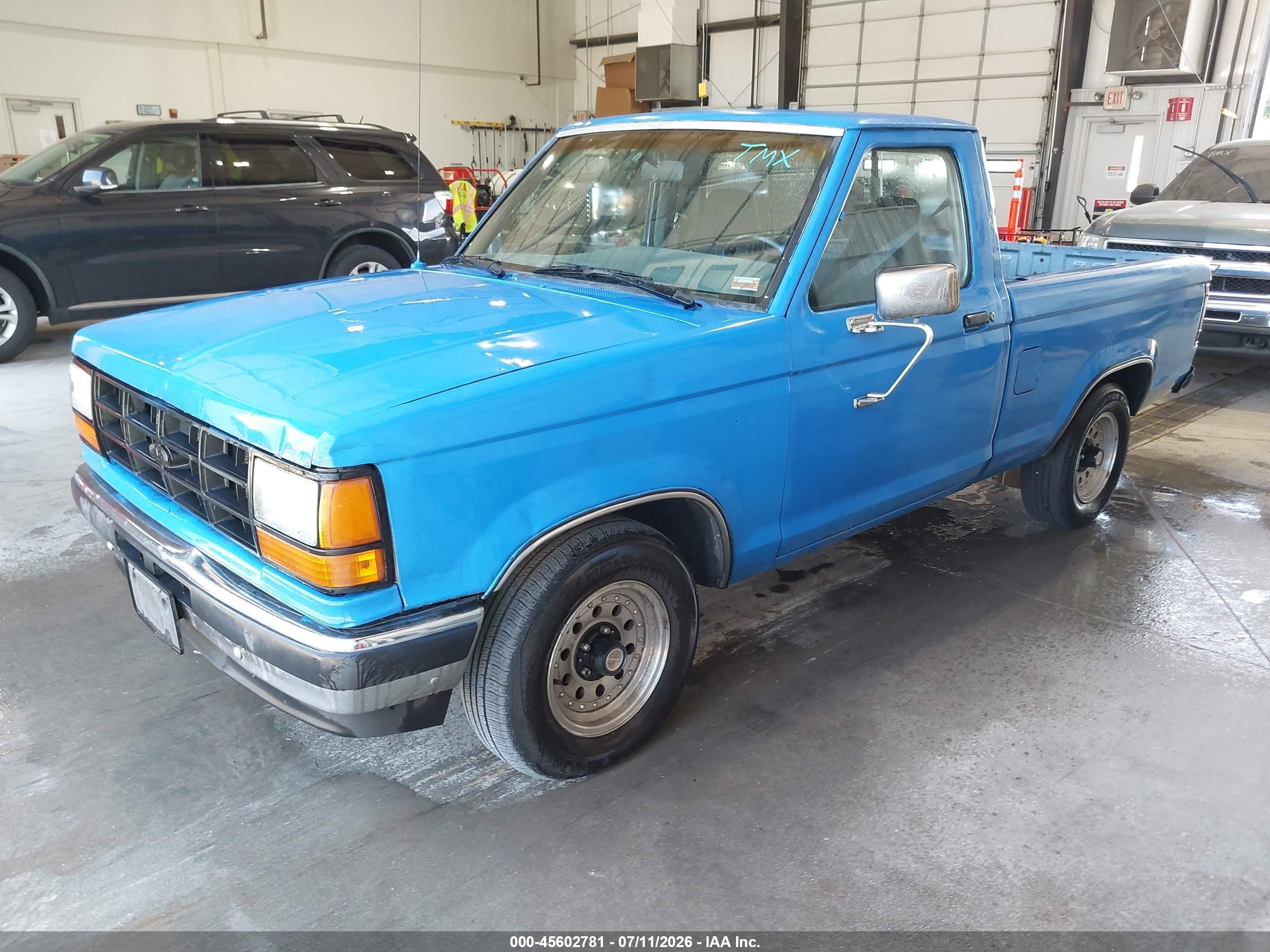 1989 Ford Ranger   Blue vin: 1FTCR10A7KUC67682