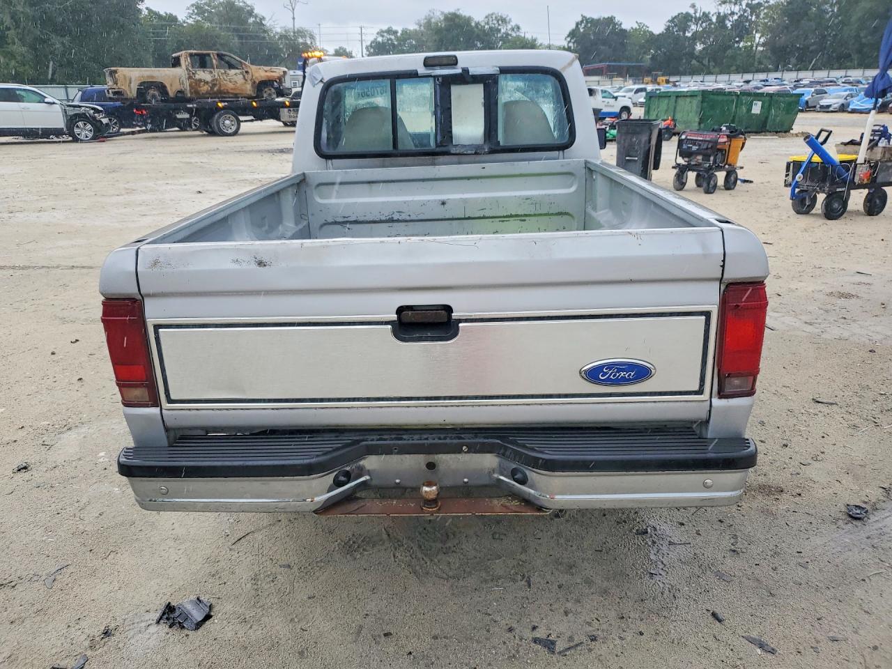 1992 Ford Ranger Silver vin: 1FTCR10A7NUD24323