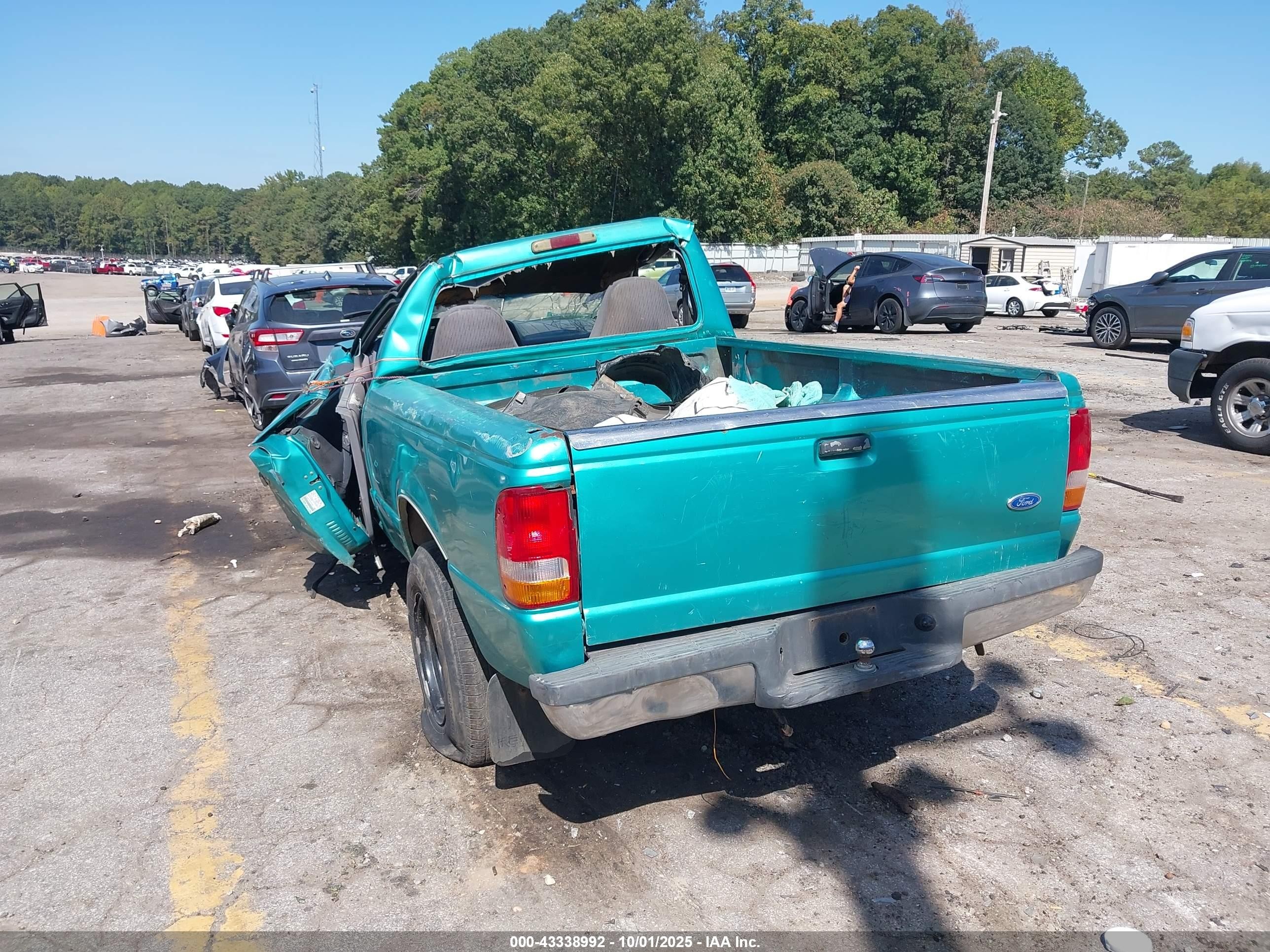 1993 Ford Ranger   Green vin: 1FTCR10A7PPA71862
