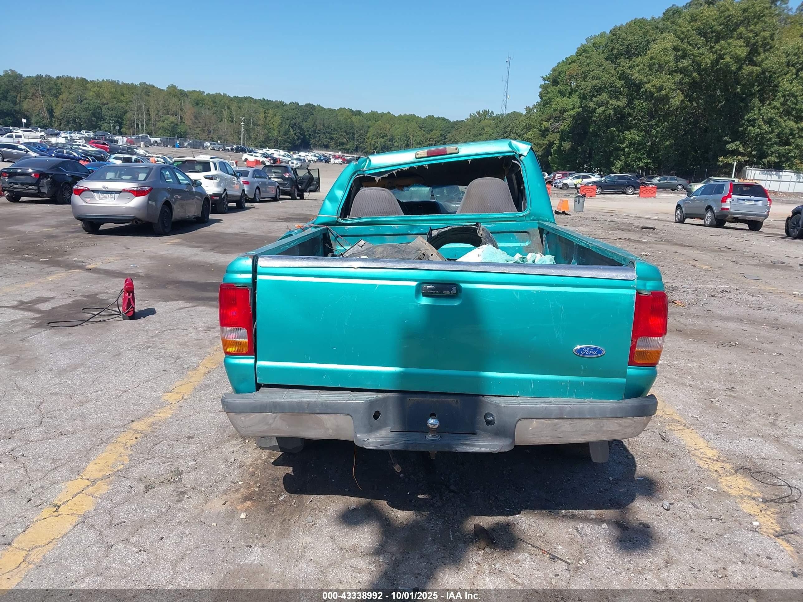 1993 Ford Ranger   Green vin: 1FTCR10A7PPA71862